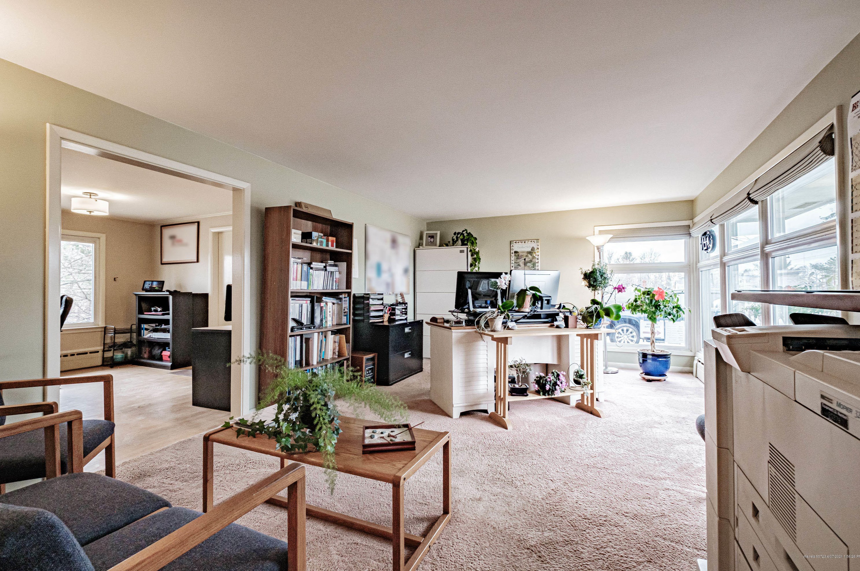 690 Main St, Gorham ME  04038-2622 exterior