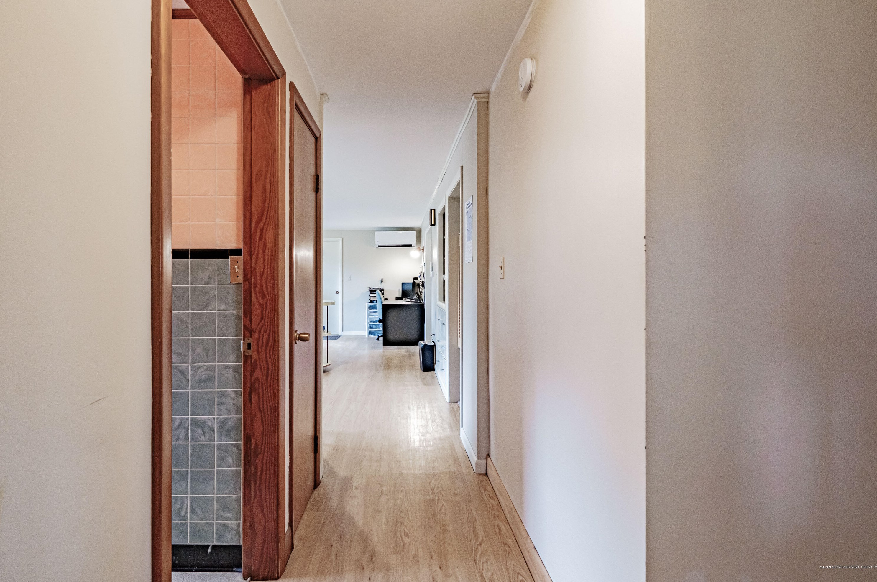 690 Main St, Gorham ME  04038-2622 exterior