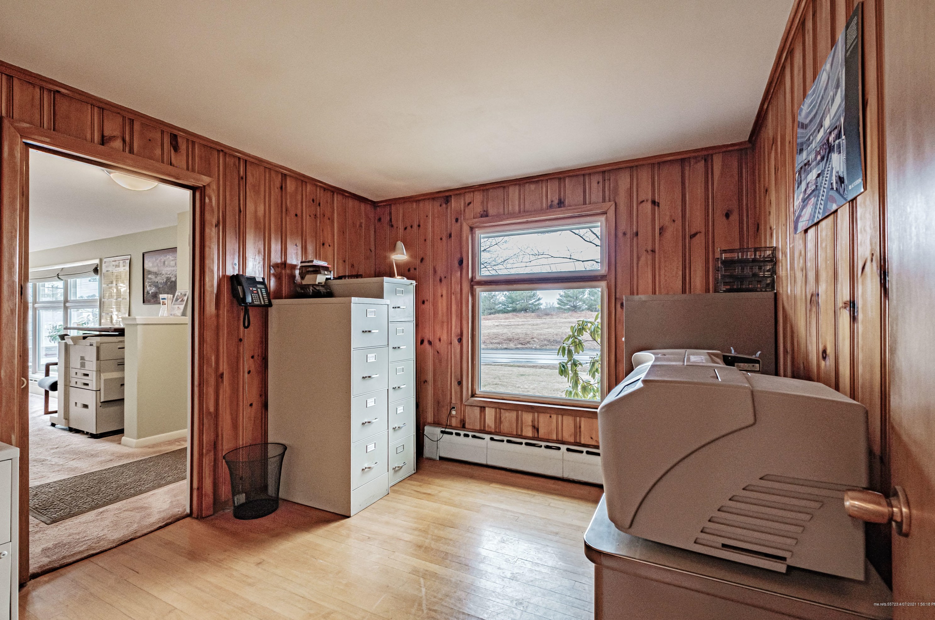 690 Main St, Gorham ME  04038-2622 exterior