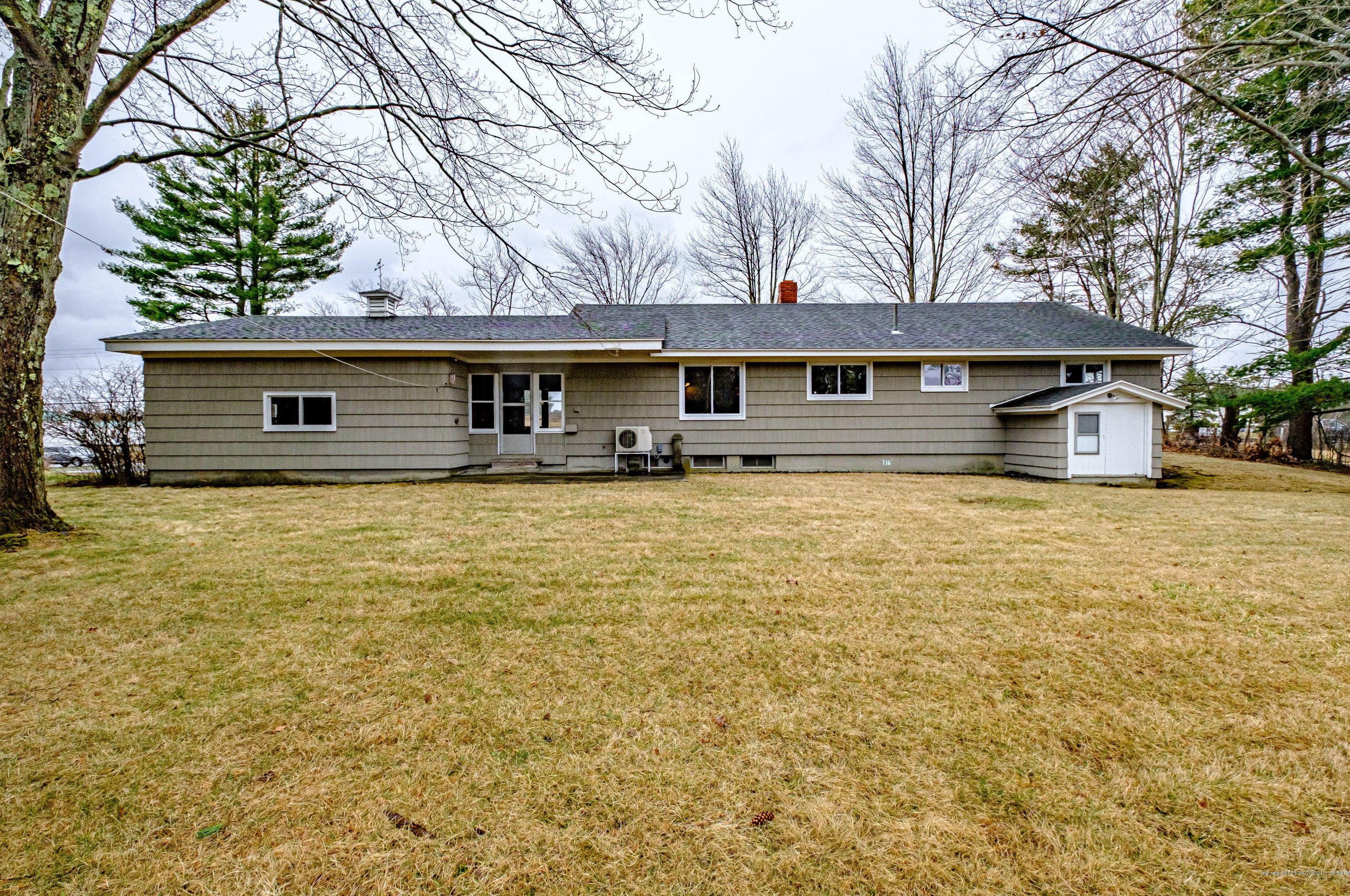 690 Main St, Gorham ME  04038-2622 exterior