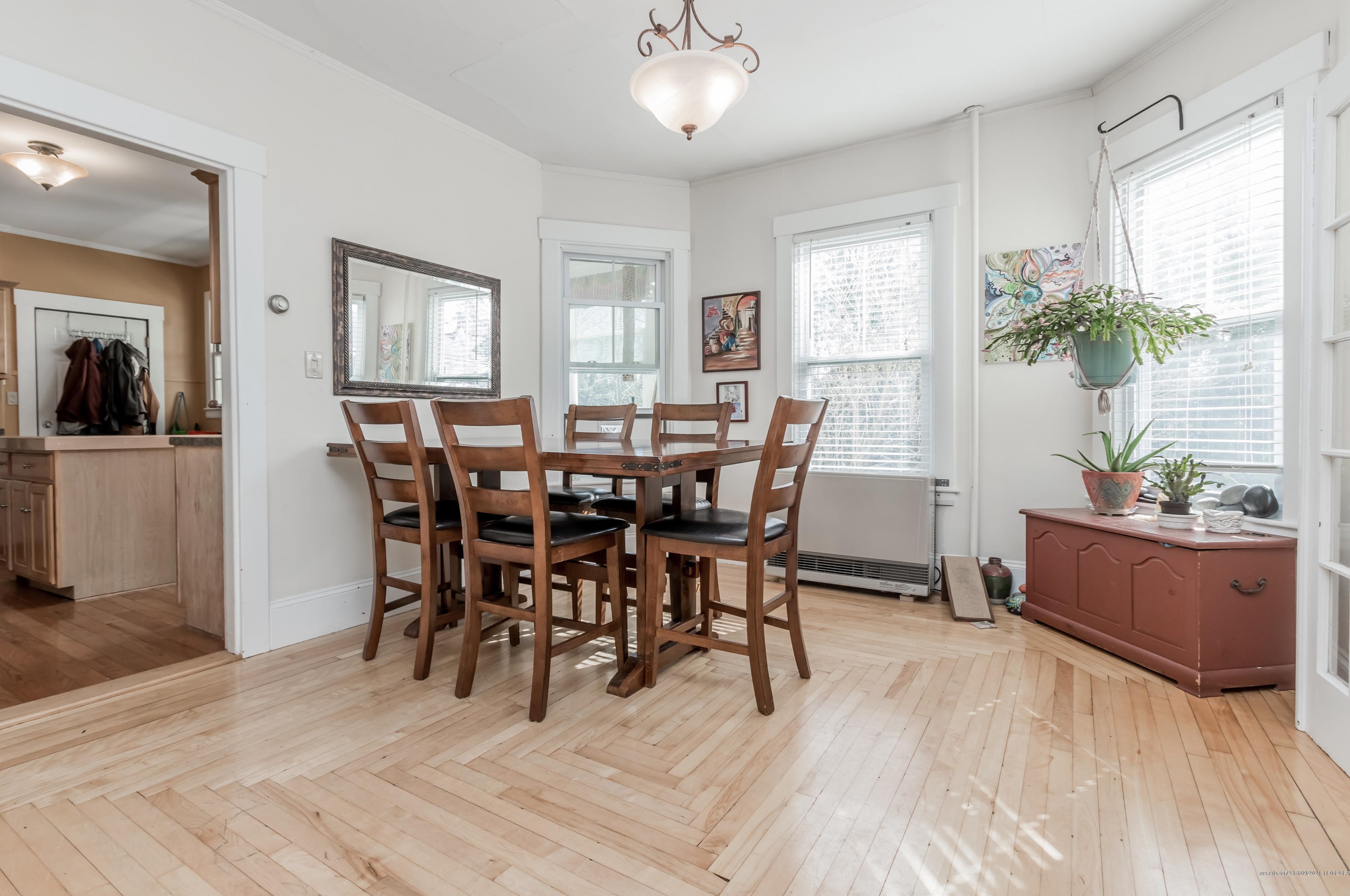 21 Sawyer St, Portland ME 04106-2128 exterior