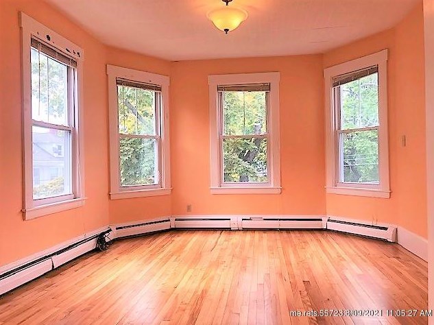 21 Sawyer St, Portland ME 04106-2128 exterior