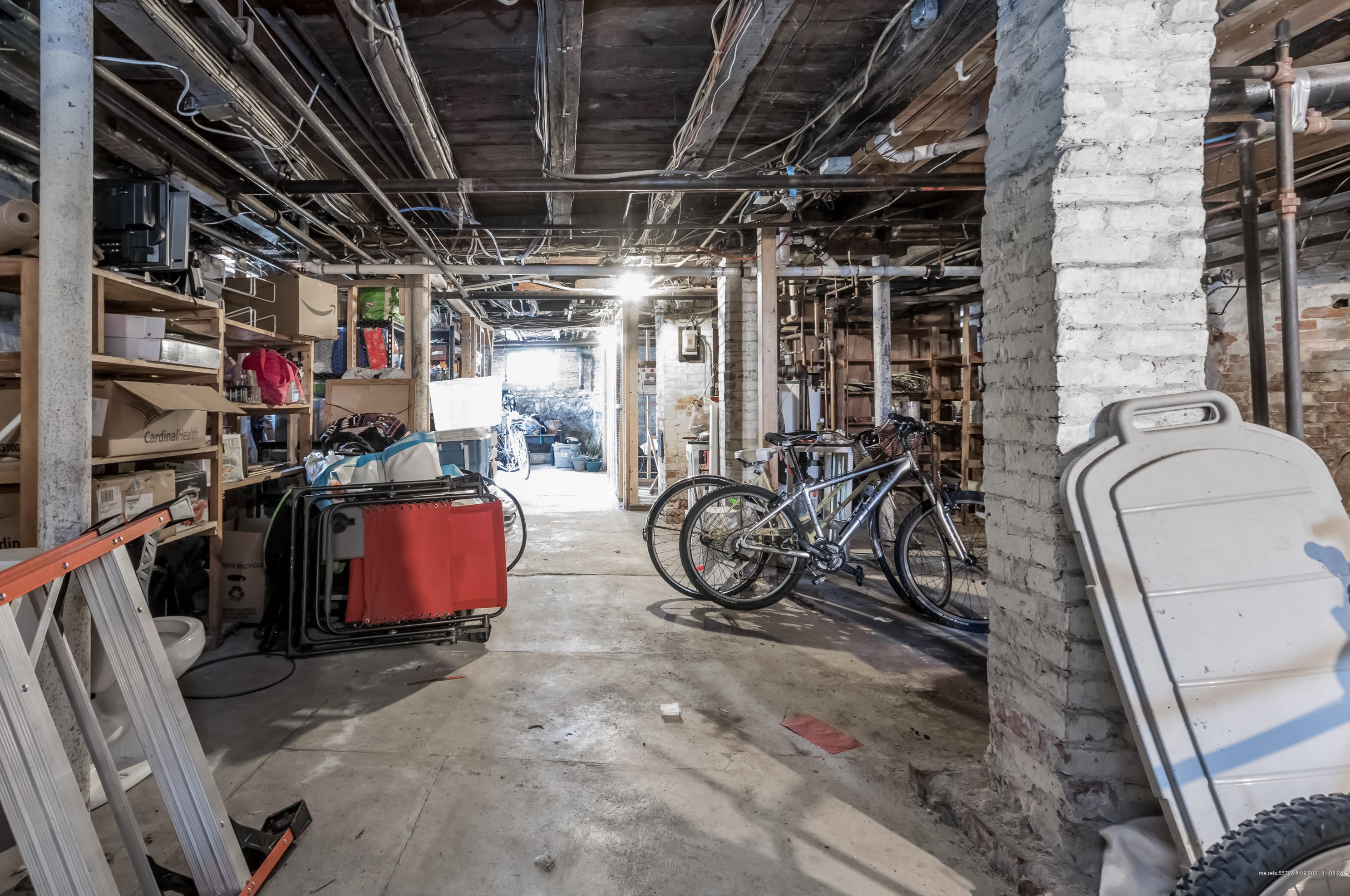 21 Sawyer St, Portland ME 04106-2128 exterior