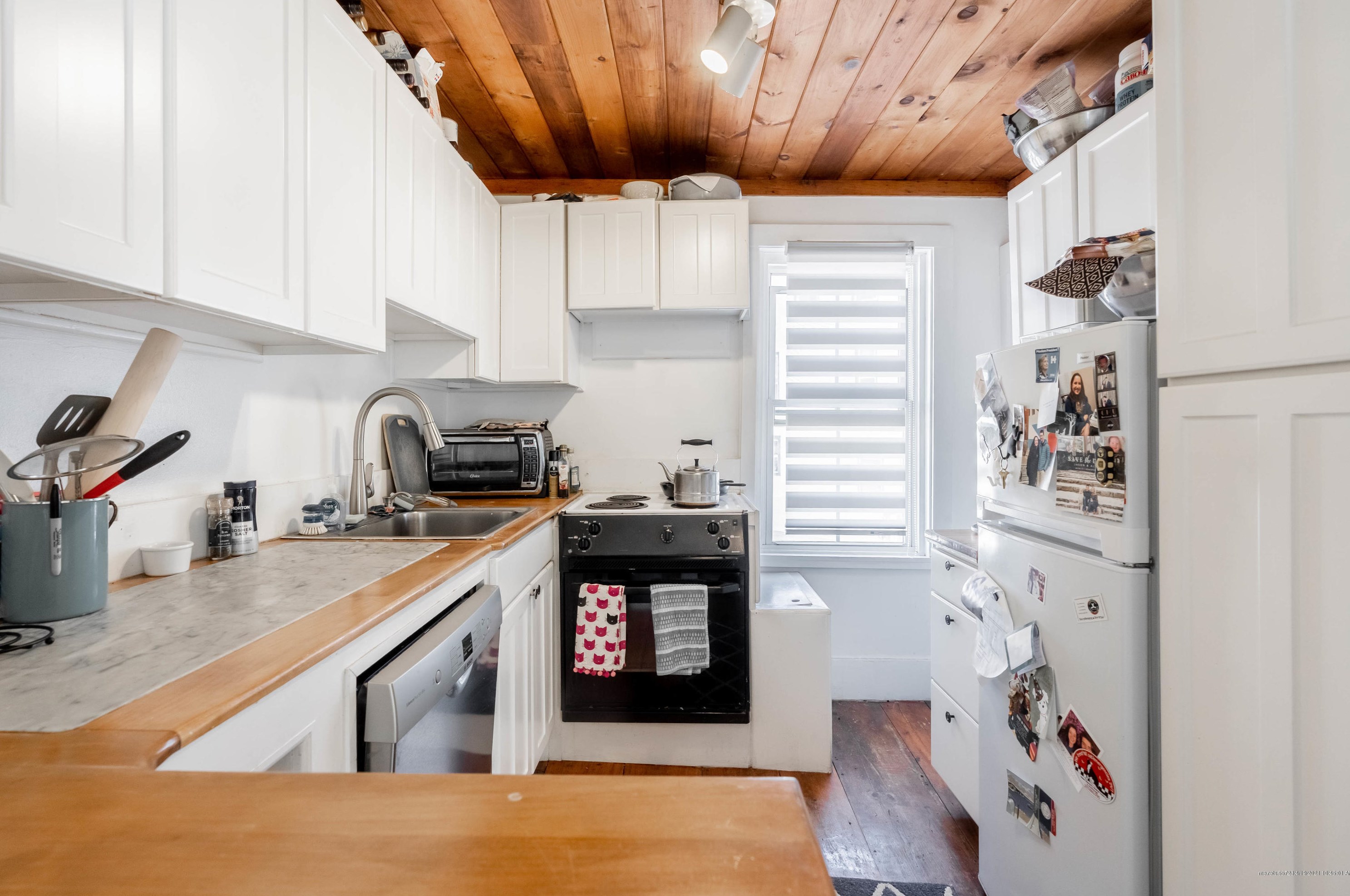 6 Houlton St, Portland ME  04102-3411 exterior