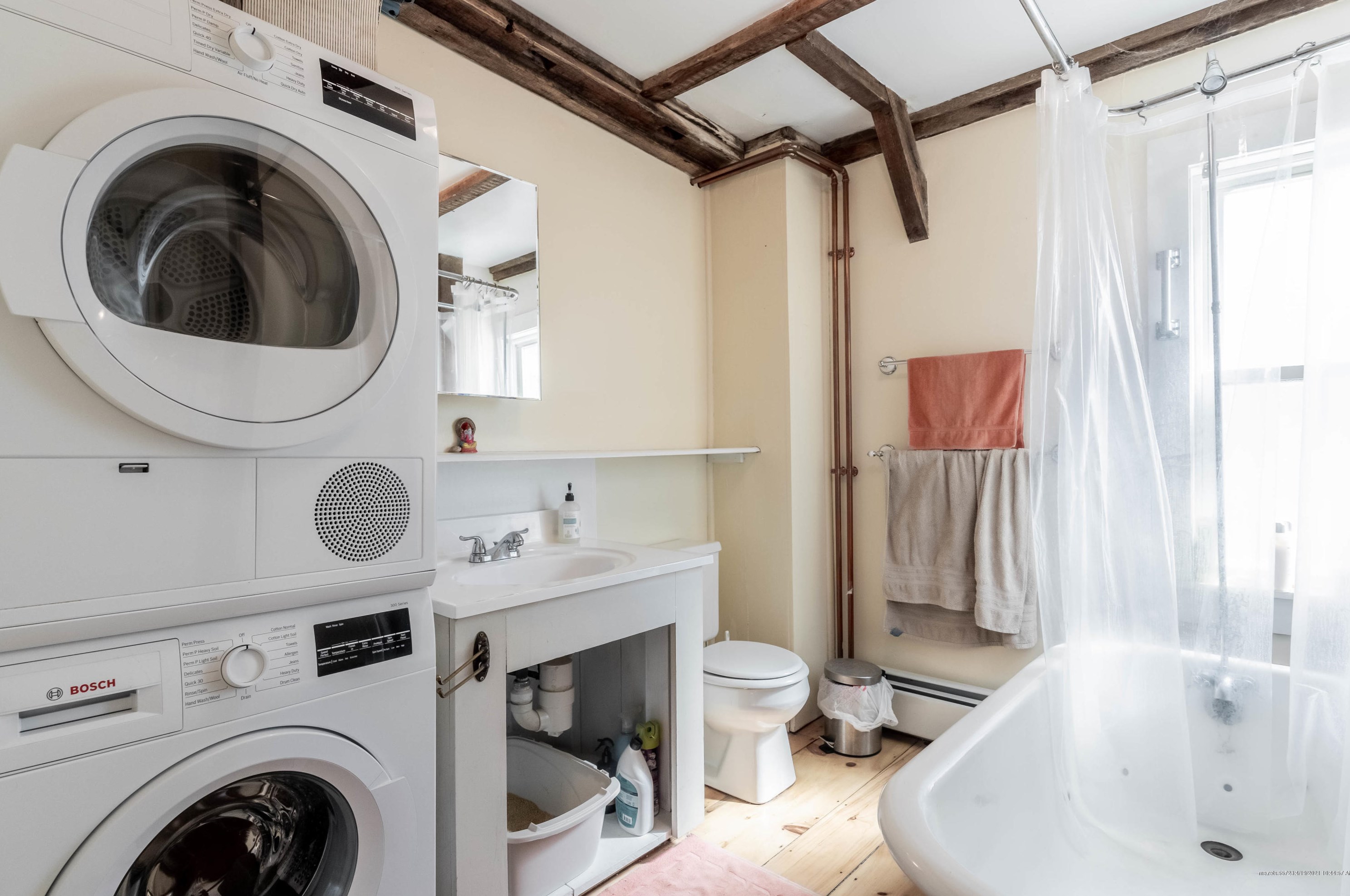 6 Houlton St, Portland ME  04102-3411 exterior