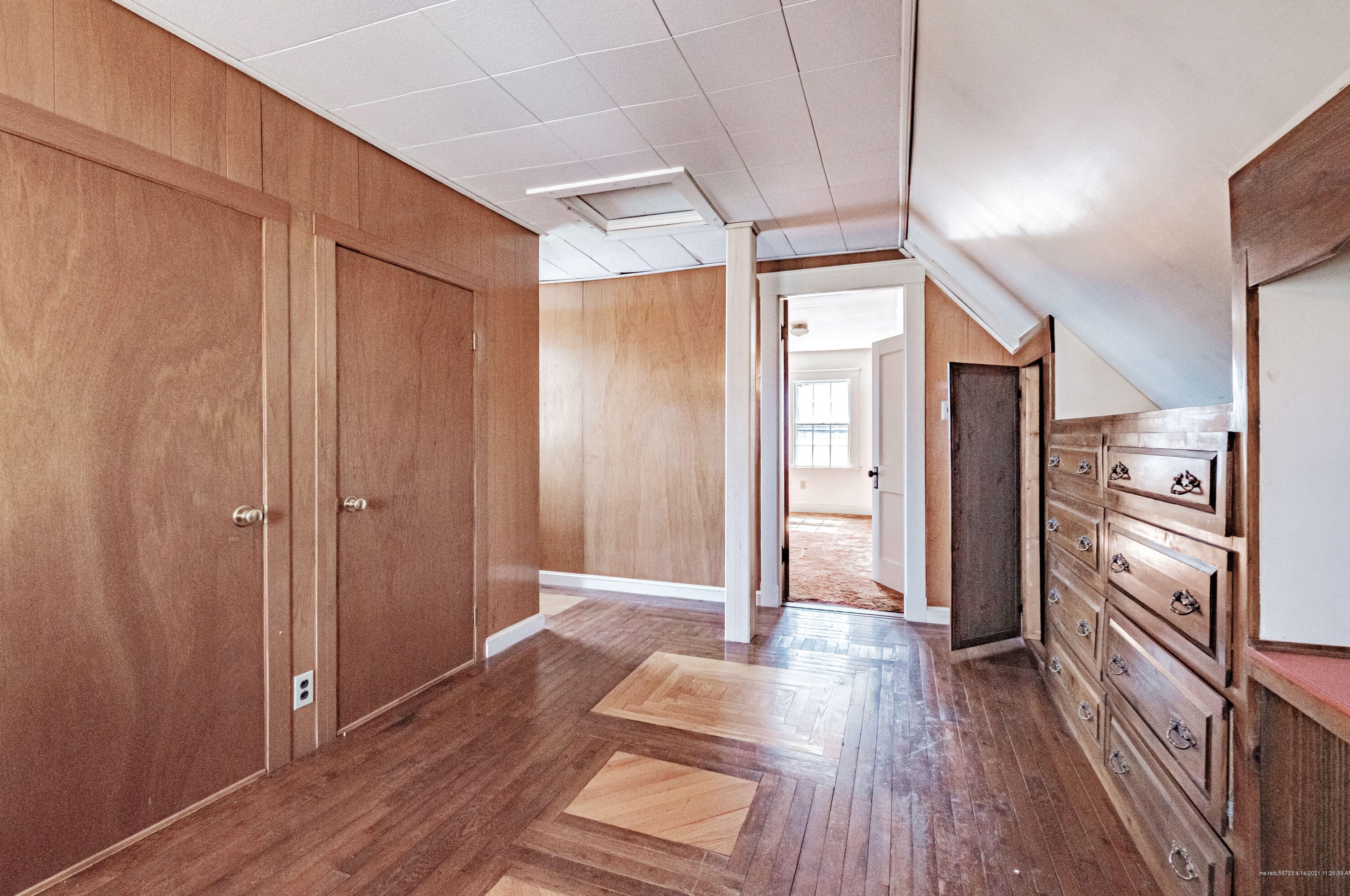 10 Sheffield St, Portland ME  04102-2706 exterior