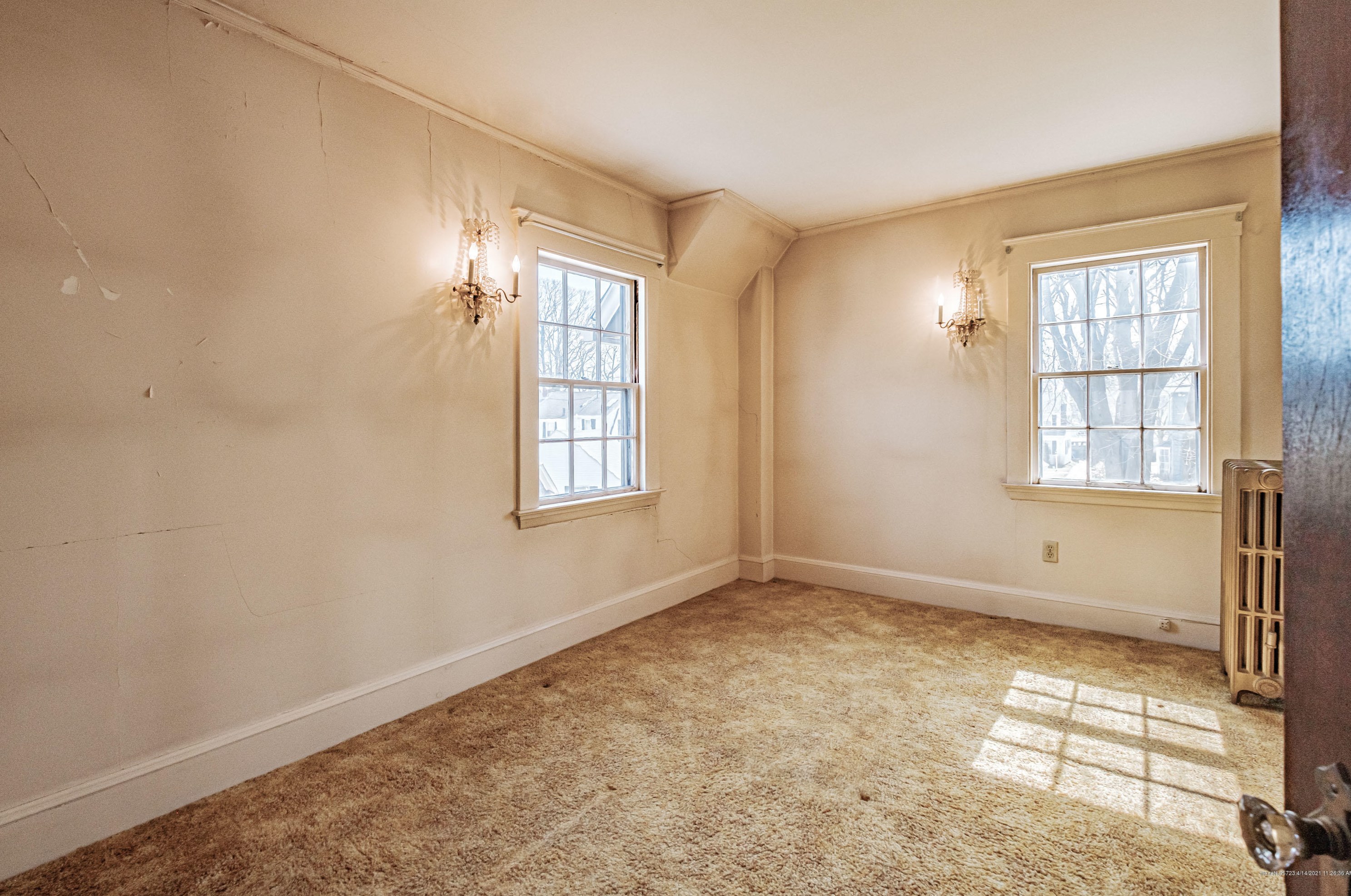 10 Sheffield St, Portland ME  04102-2706 exterior