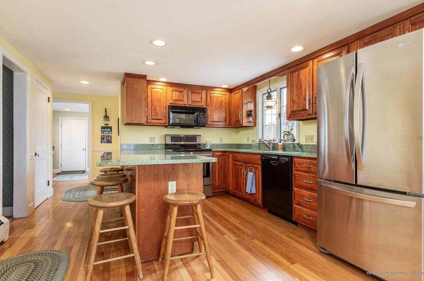 5 Bridle Path Way, Portland ME  04107-1801 exterior