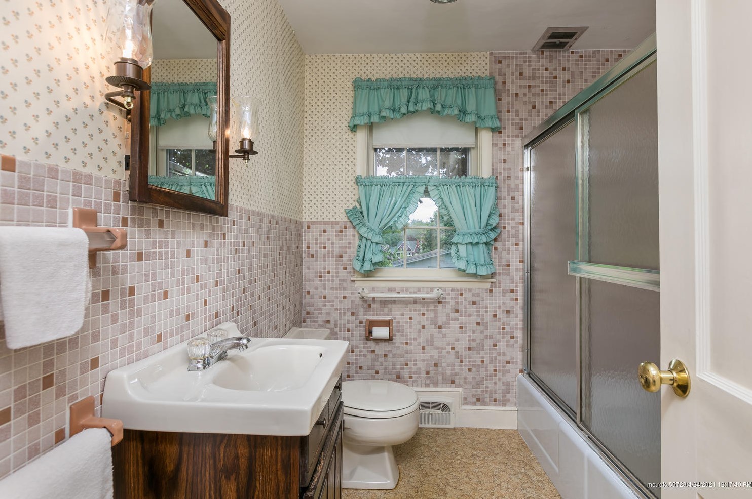 192 South St, Gorham ME  04038-1987 exterior