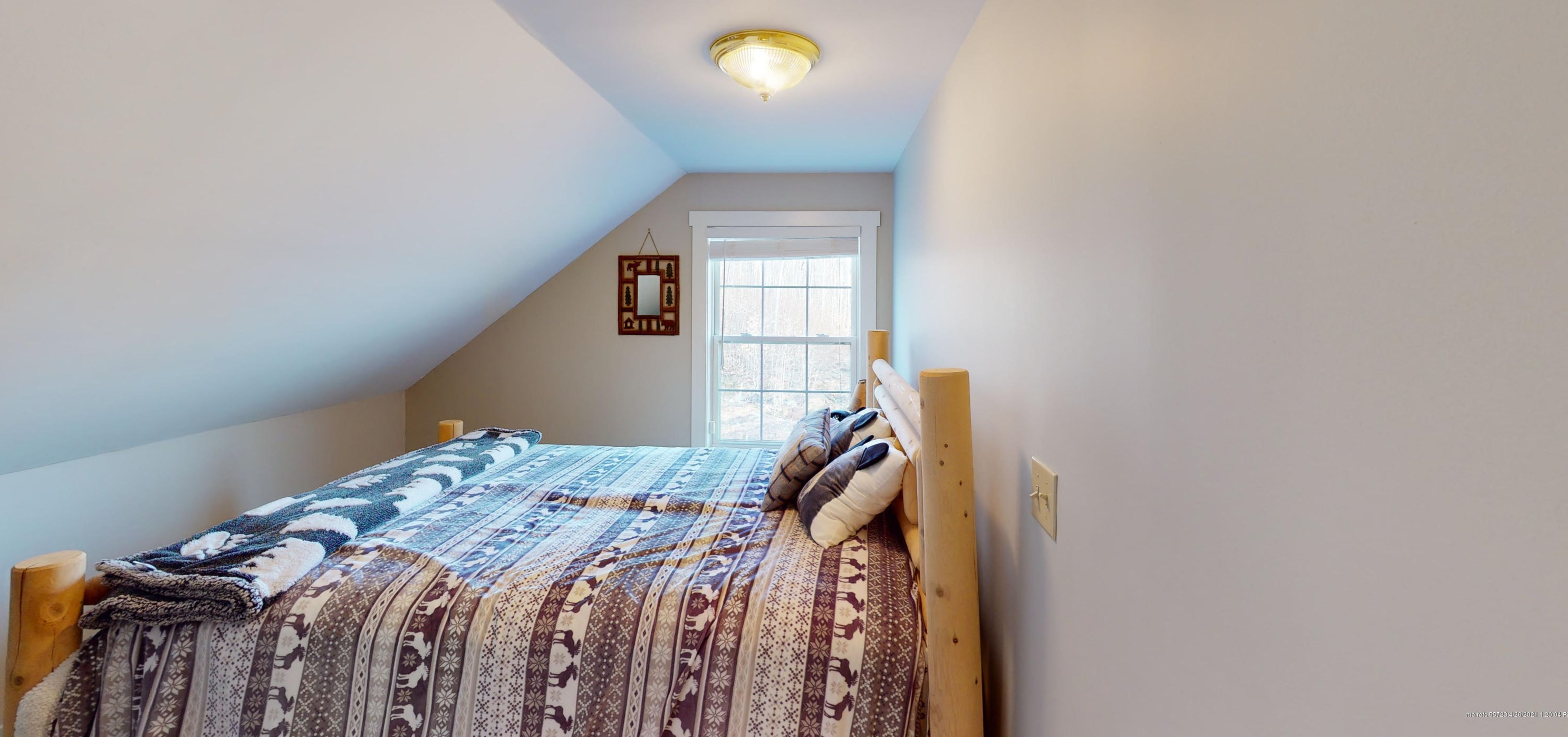 90 Sunset Dr, Sebec ME  04481-3033 exterior