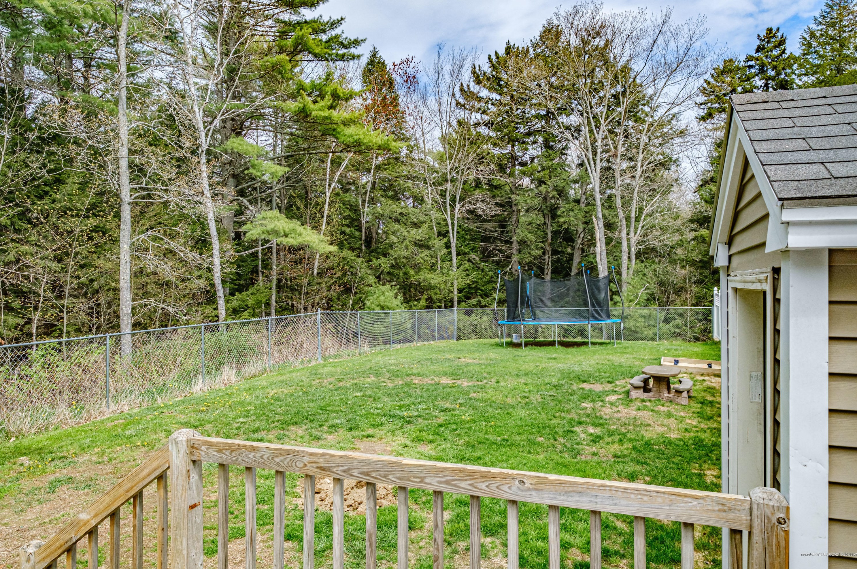 12 Deervale Rd, Durham ME 04222-5486 exterior