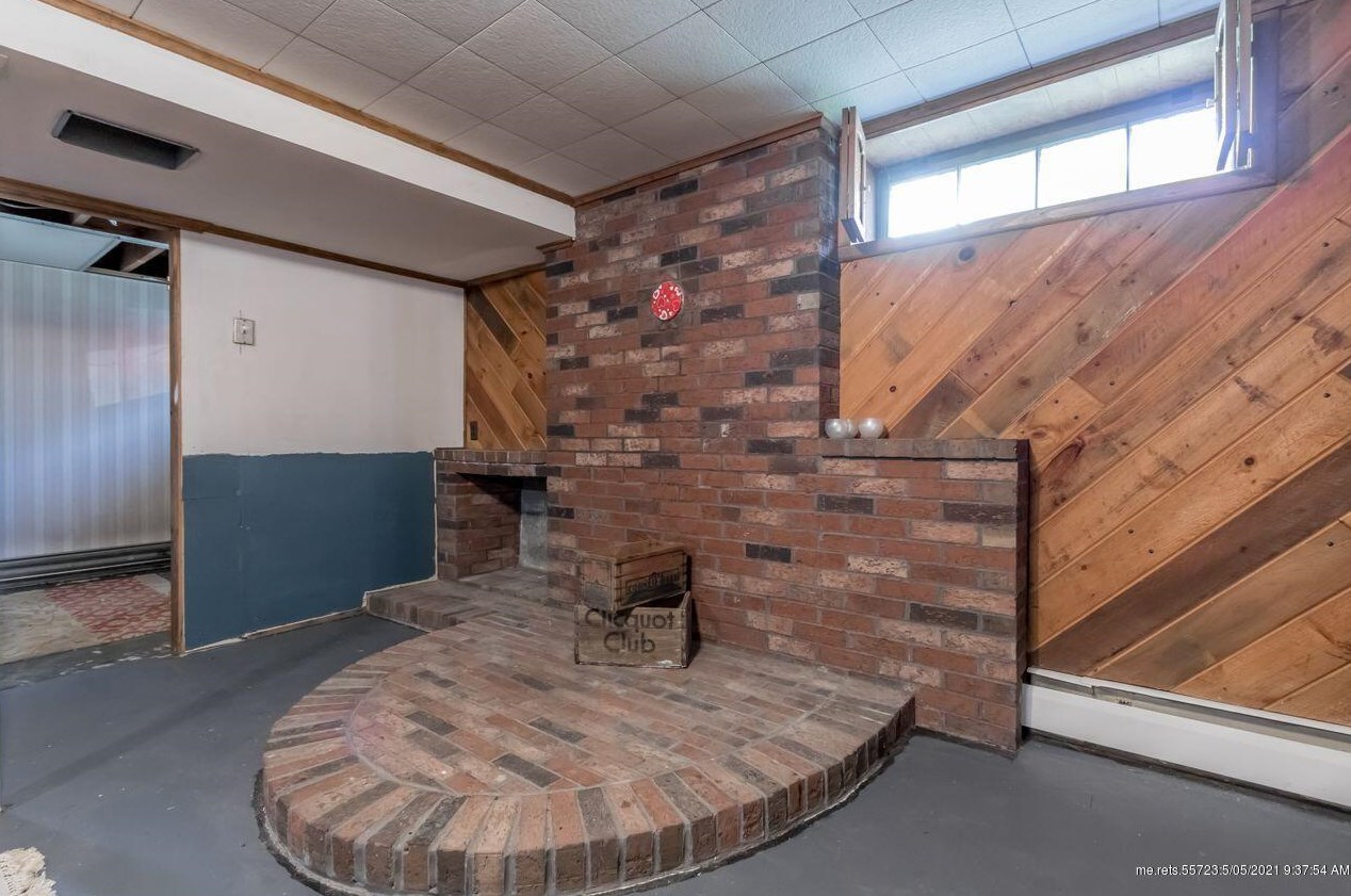 31 Winding Way, Portland ME  04102-1726 exterior