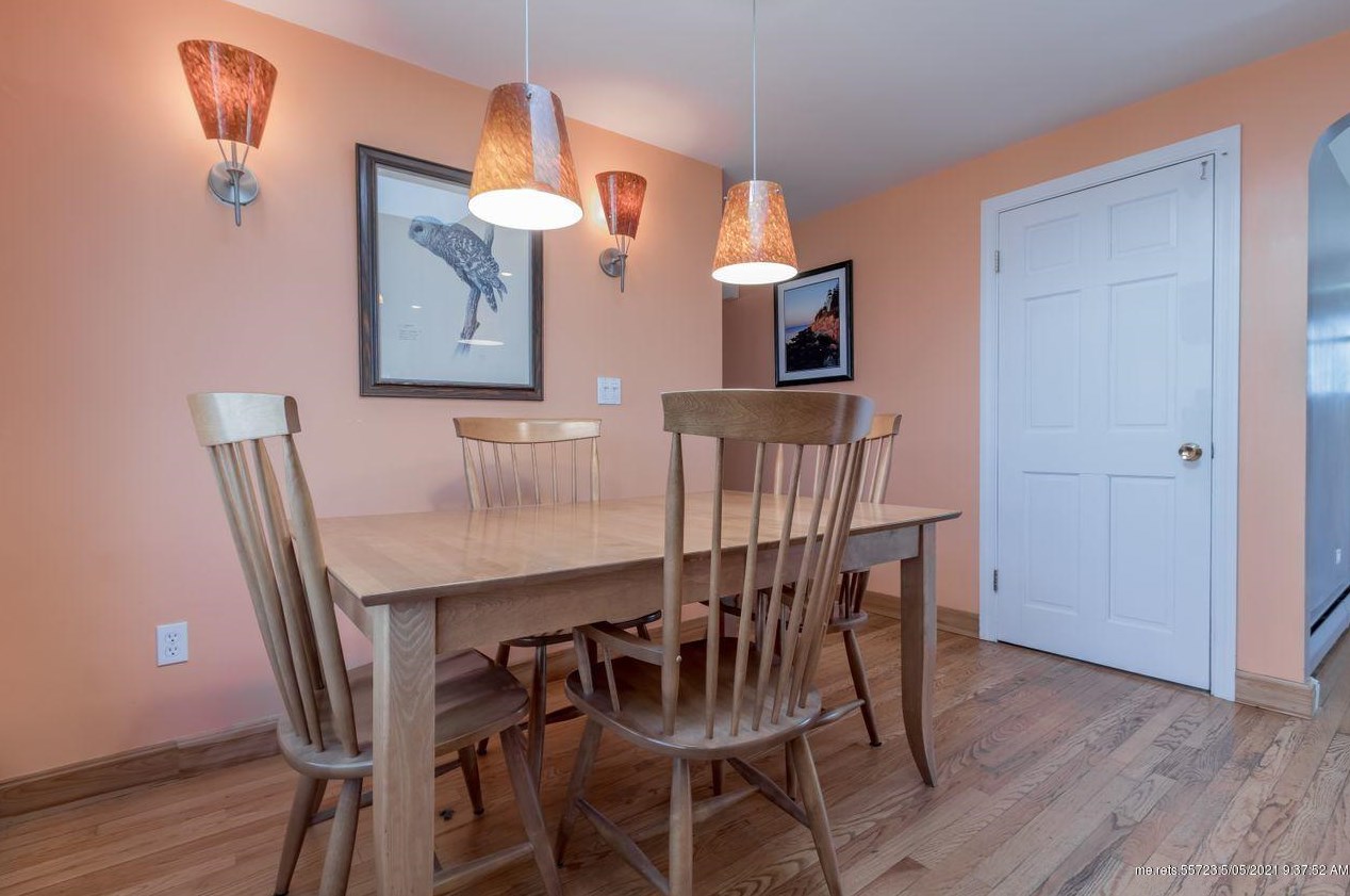 31 Winding Way, Portland ME  04102-1726 exterior