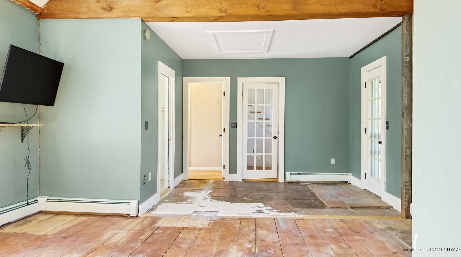 1096 Main St, Readfield ME  04355-3502 exterior