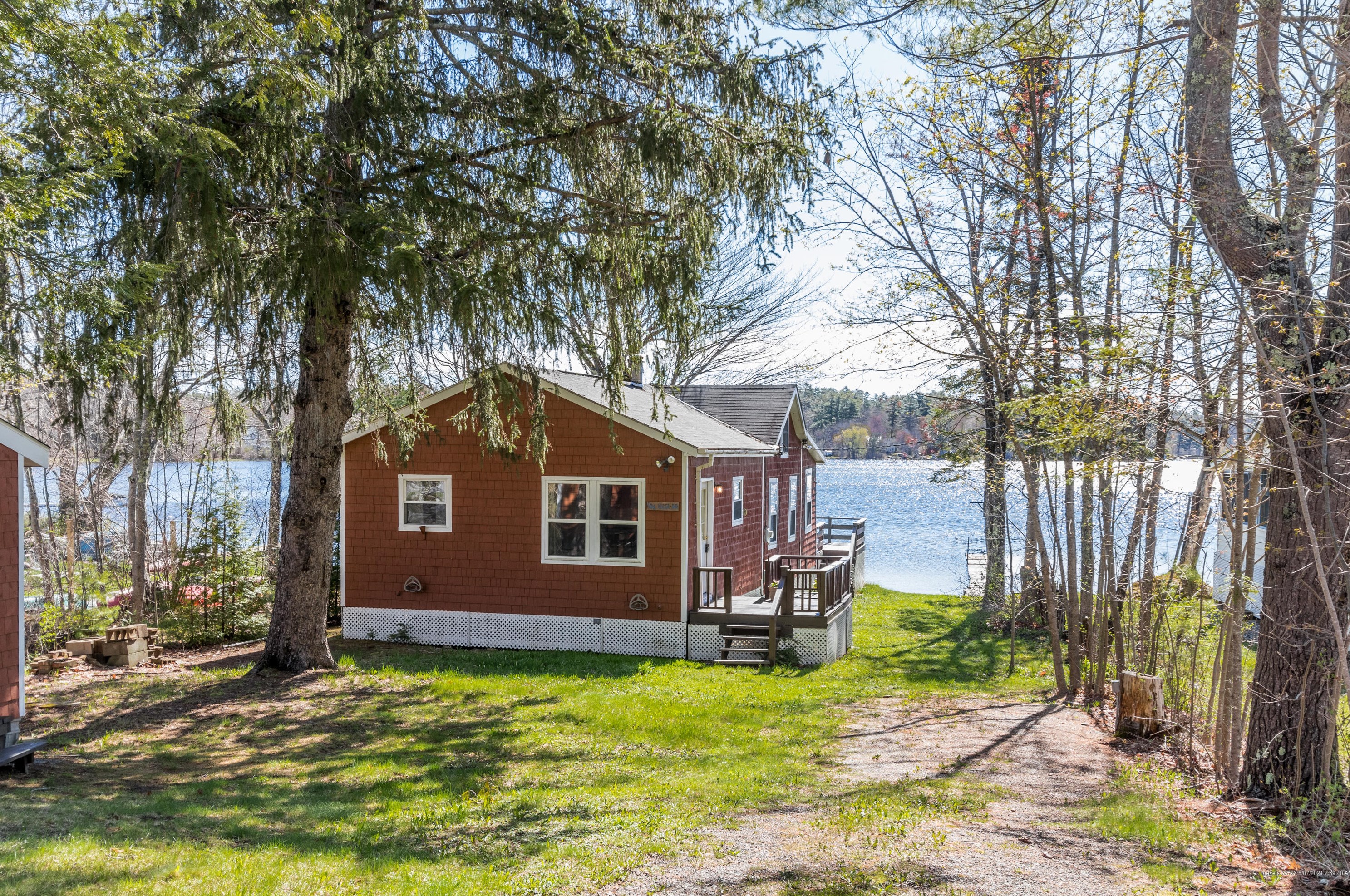 106 Vista Dr, Windham ME  04062-4443 exterior