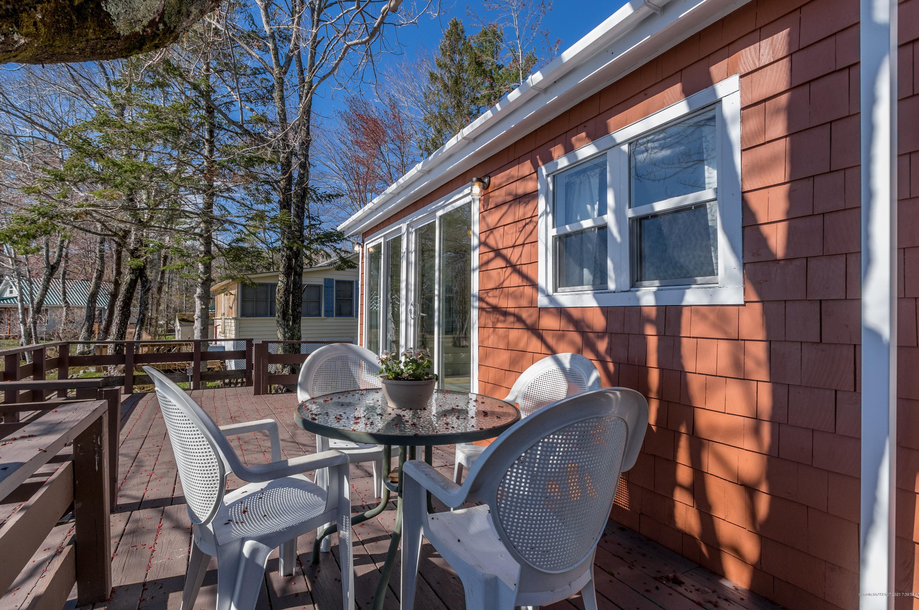 106 Vista Dr, Windham ME  04062-4443 exterior