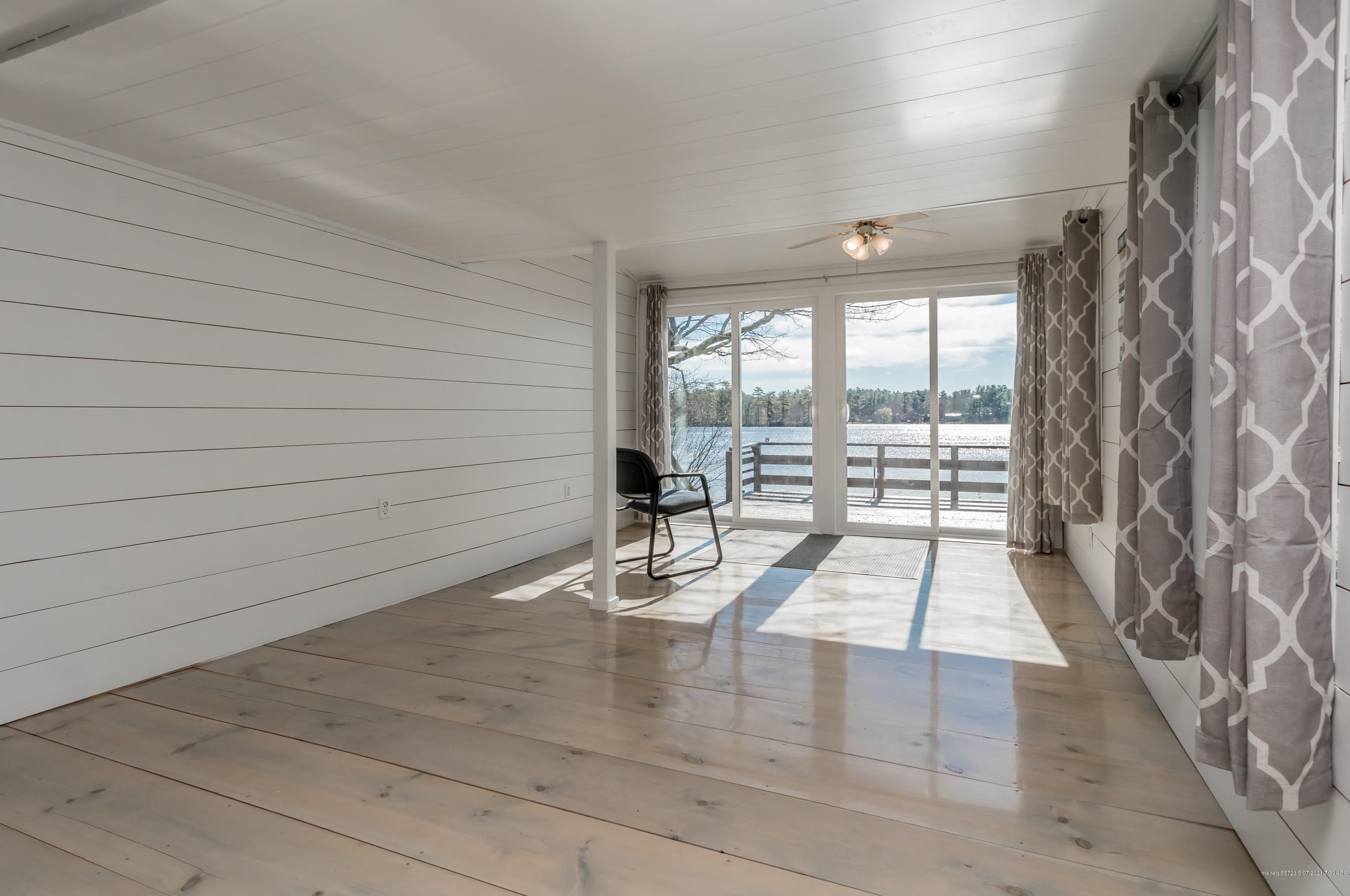 106 Vista Dr, Windham ME  04062-4443 exterior