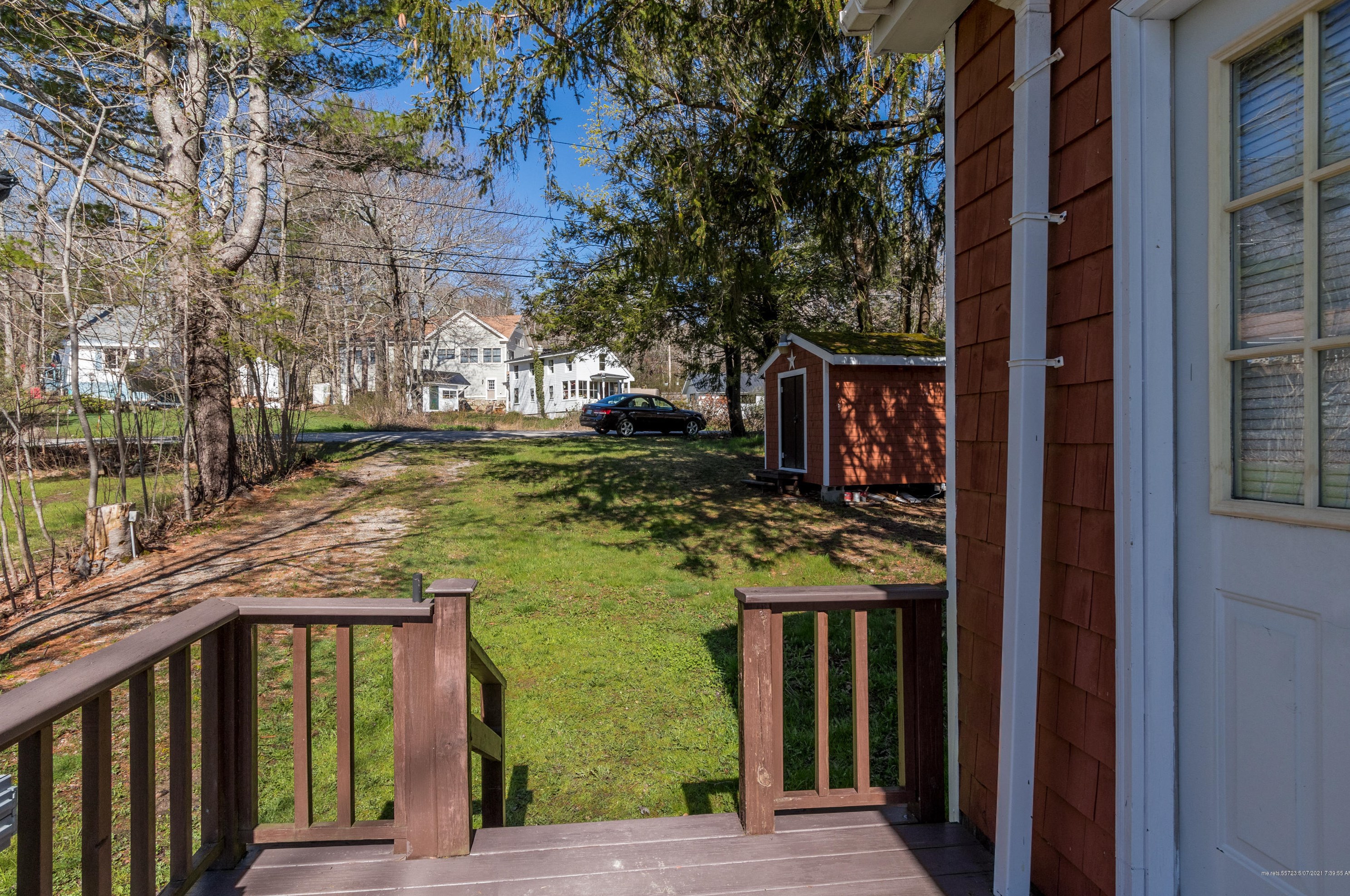 106 Vista Dr, Windham ME  04062-4443 exterior