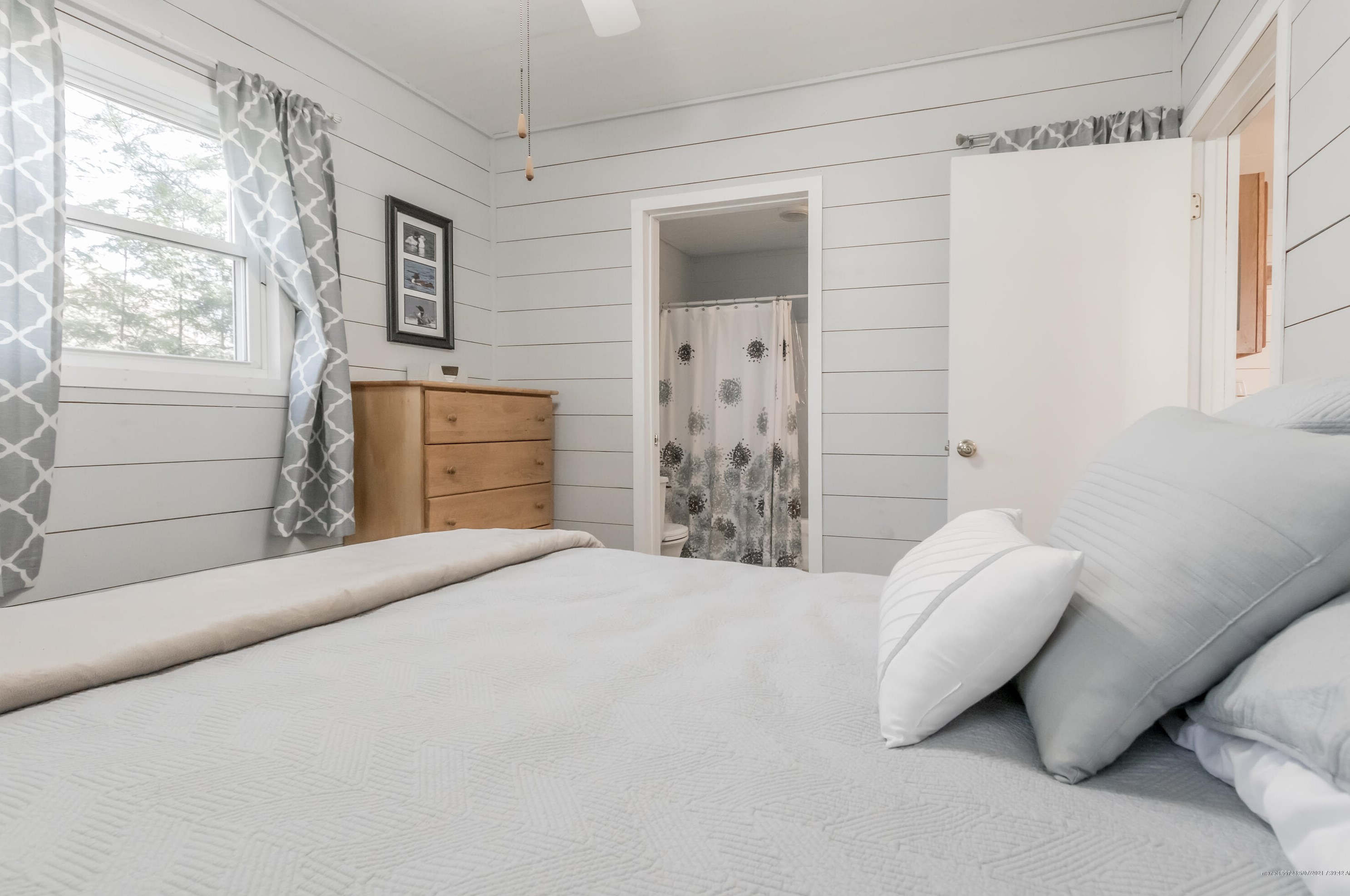 106 Vista Dr, Windham ME  04062-4443 exterior