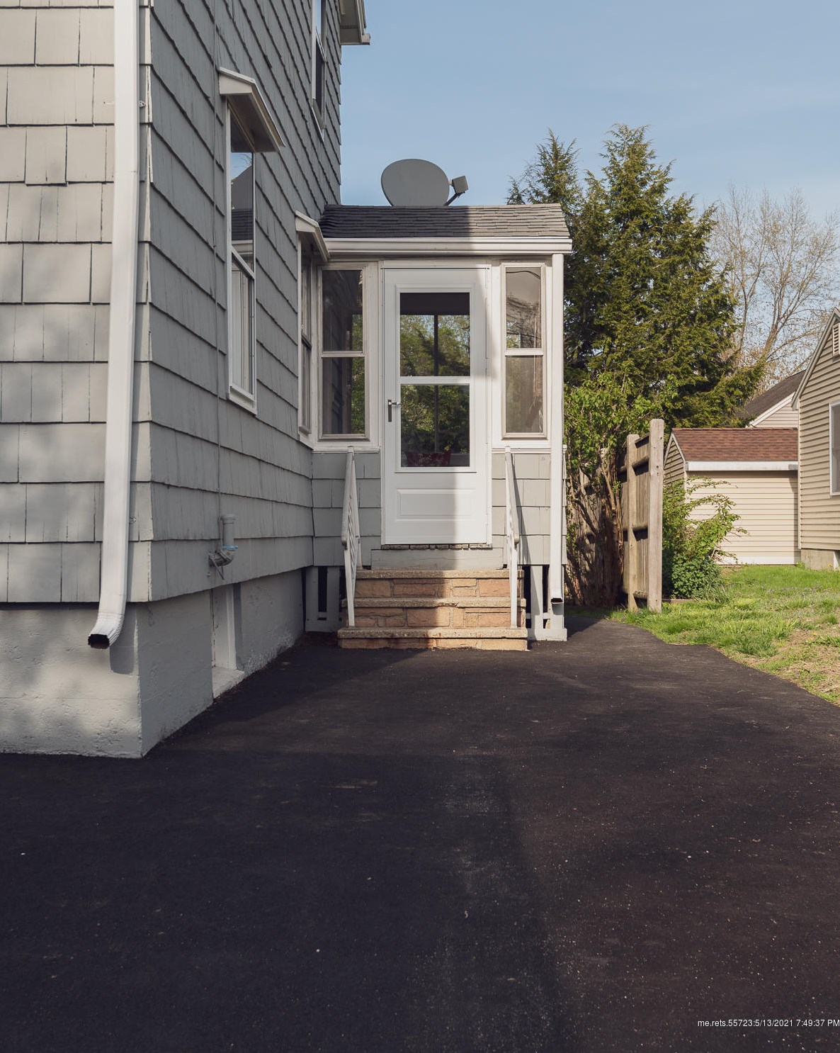 14 Canal St, Westbrook ME  04092-2609 exterior