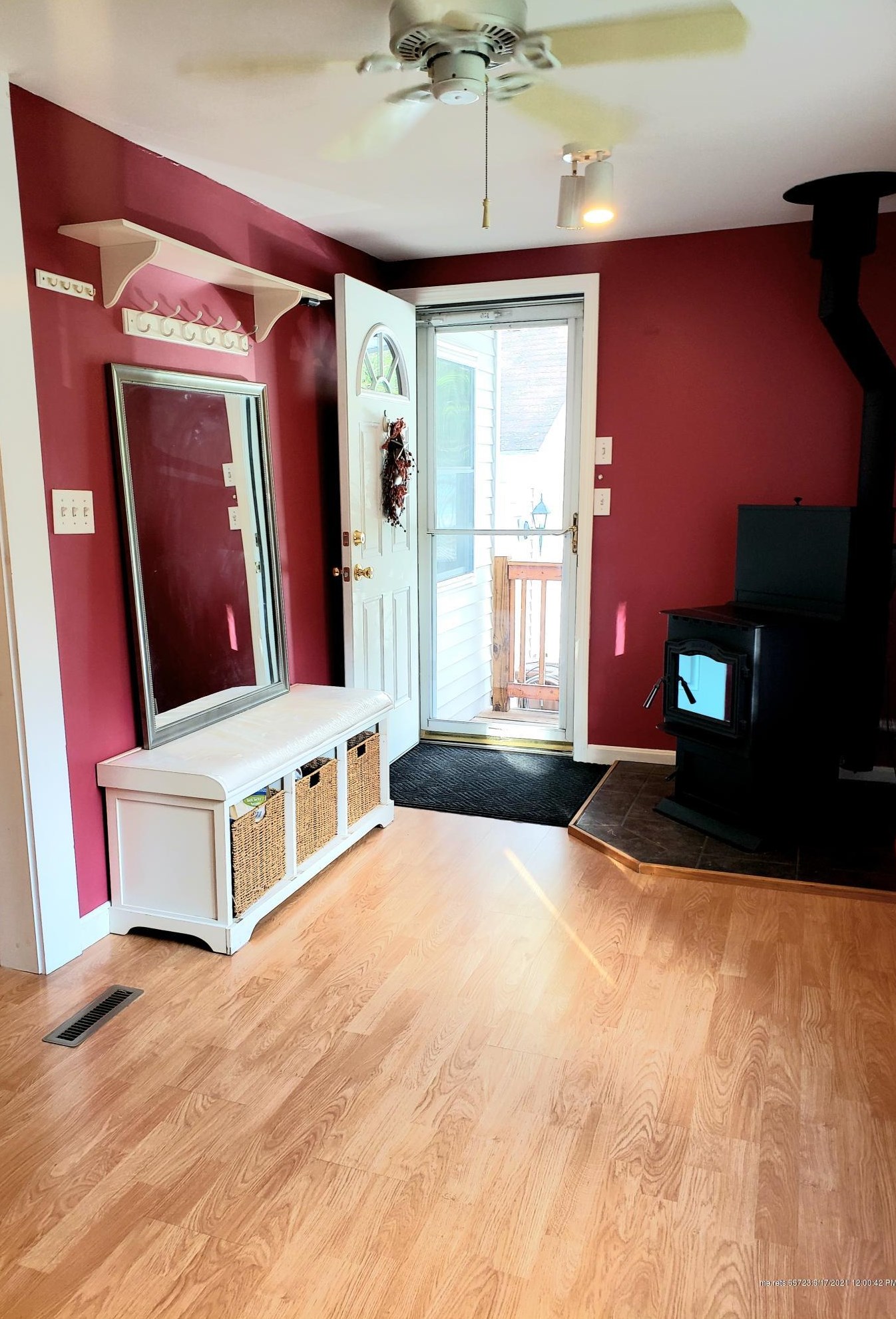 11 Dode Dr, Saco ME  04072-9657 exterior