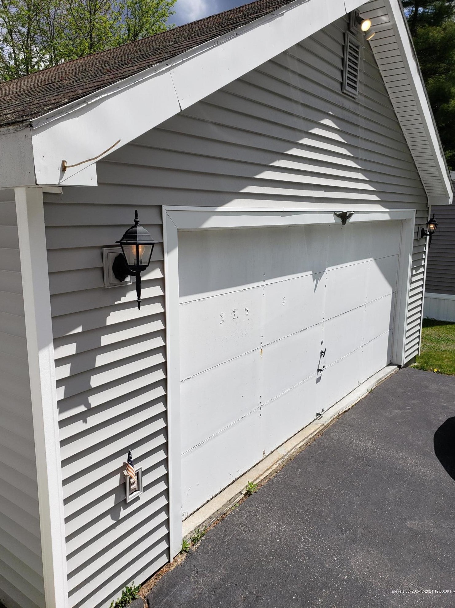 11 Dode Dr, Saco ME  04072-9657 exterior