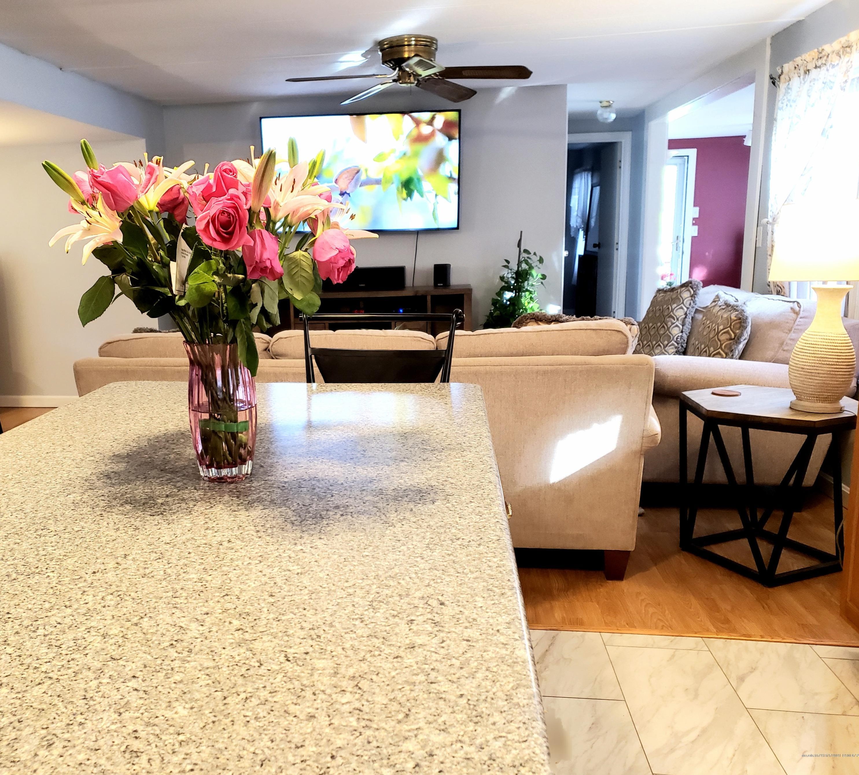 11 Dode Dr, Saco ME  04072-9657 exterior