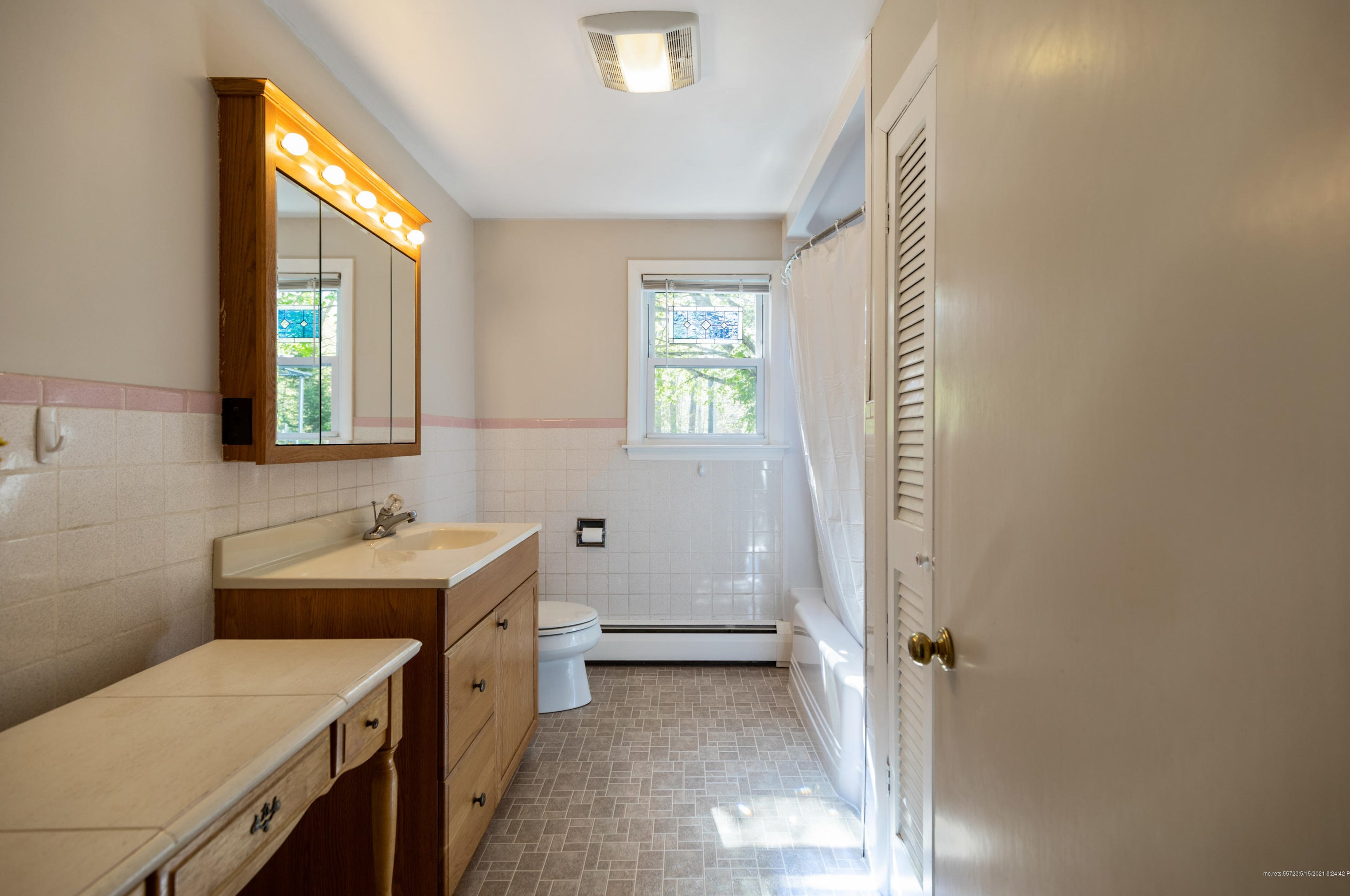 400 Pope Rd, Windham ME  04062-4998 exterior