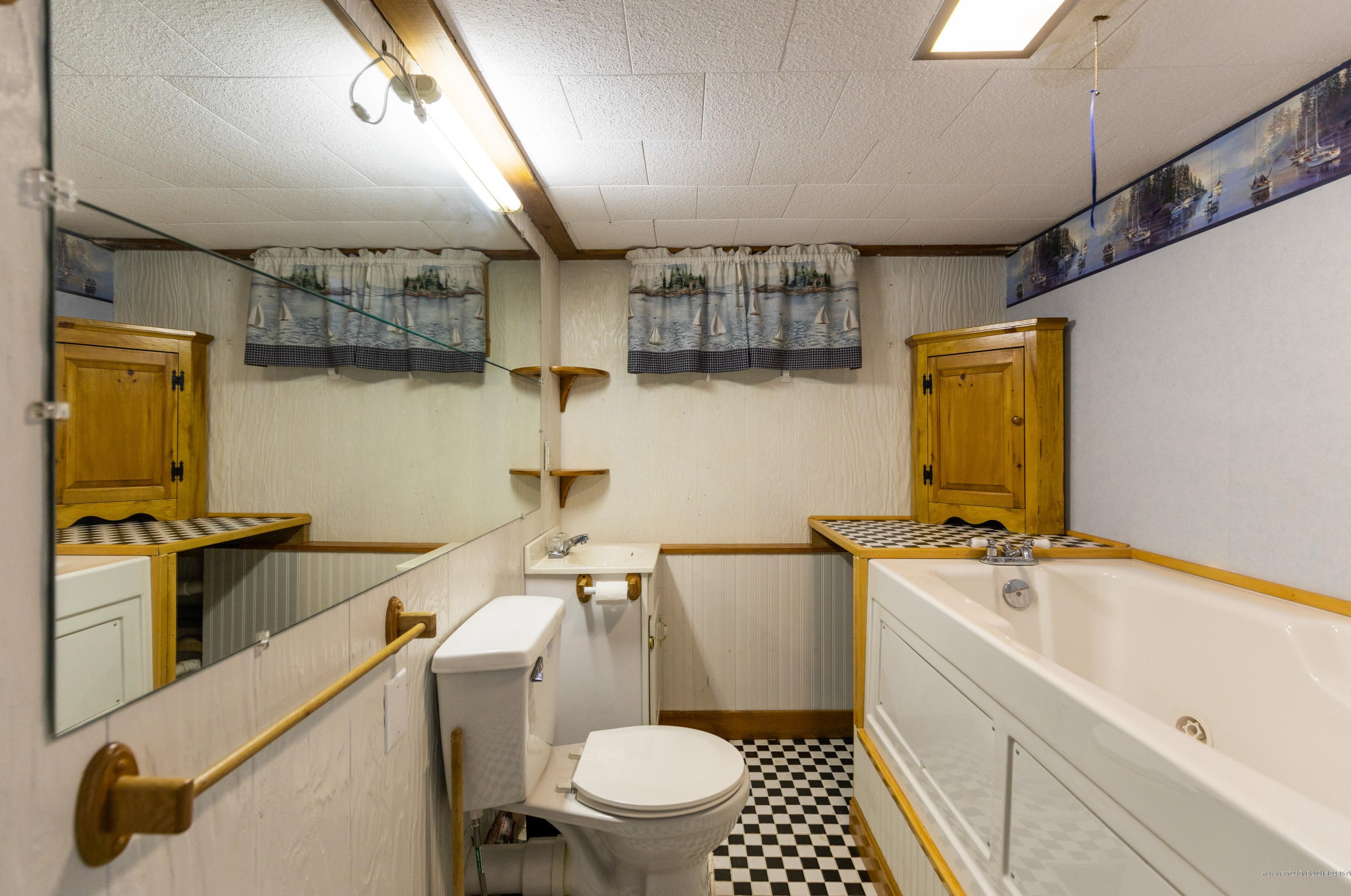 400 Pope Rd, Windham ME  04062-4998 exterior