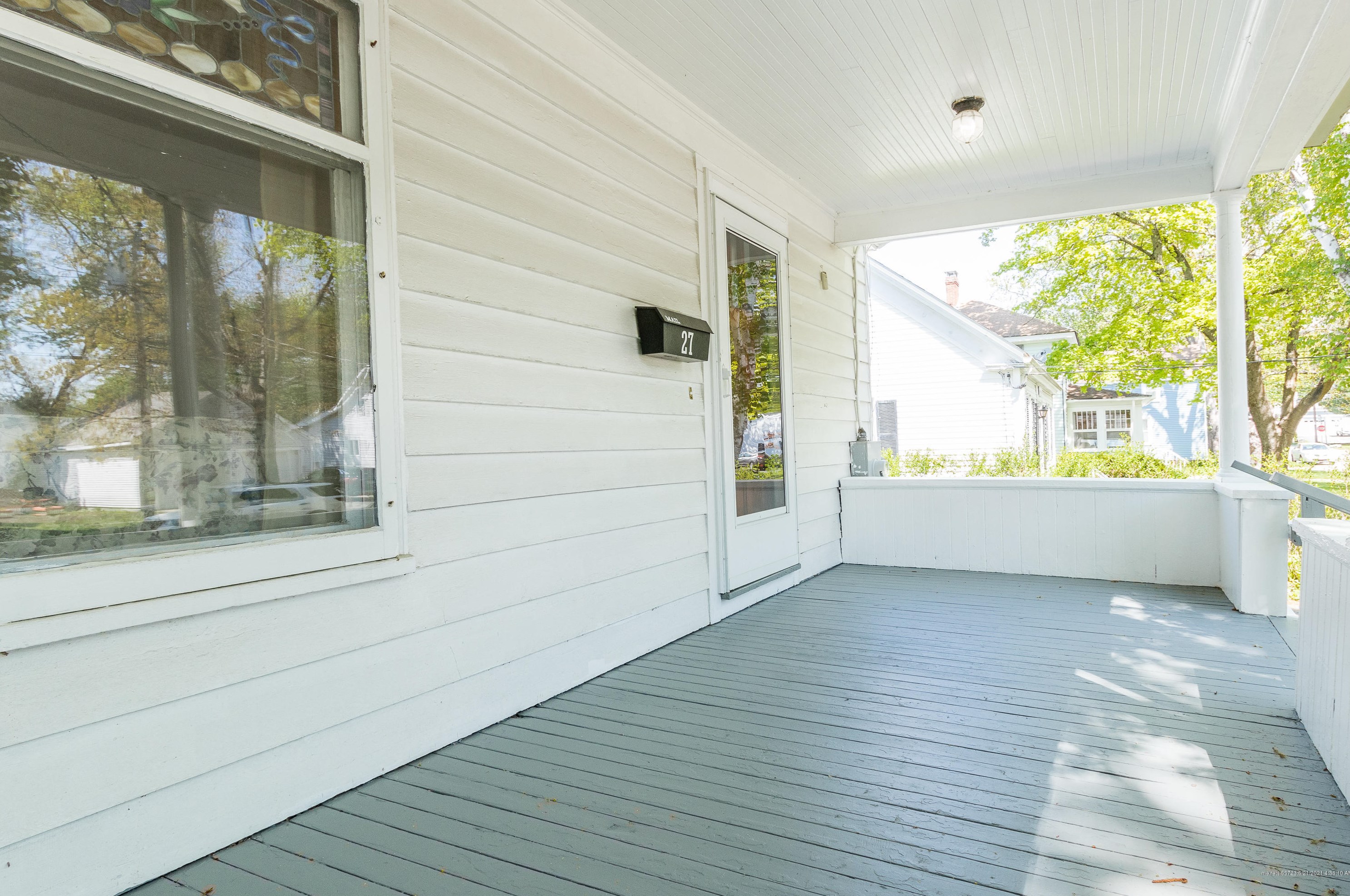 27 Middle St, Westbrook ME  04092-3346 exterior