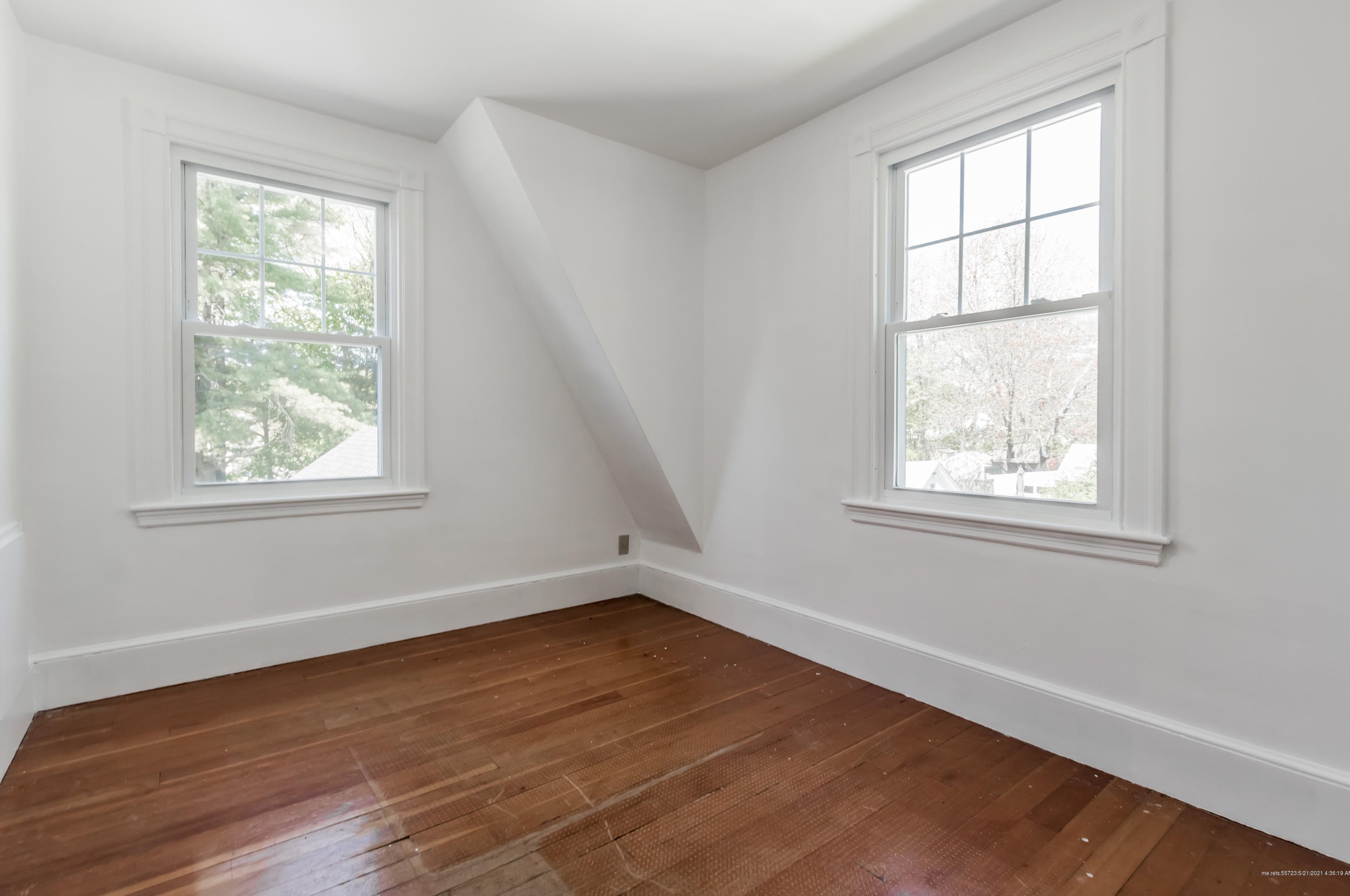 27 Middle St, Westbrook ME  04092-3346 exterior