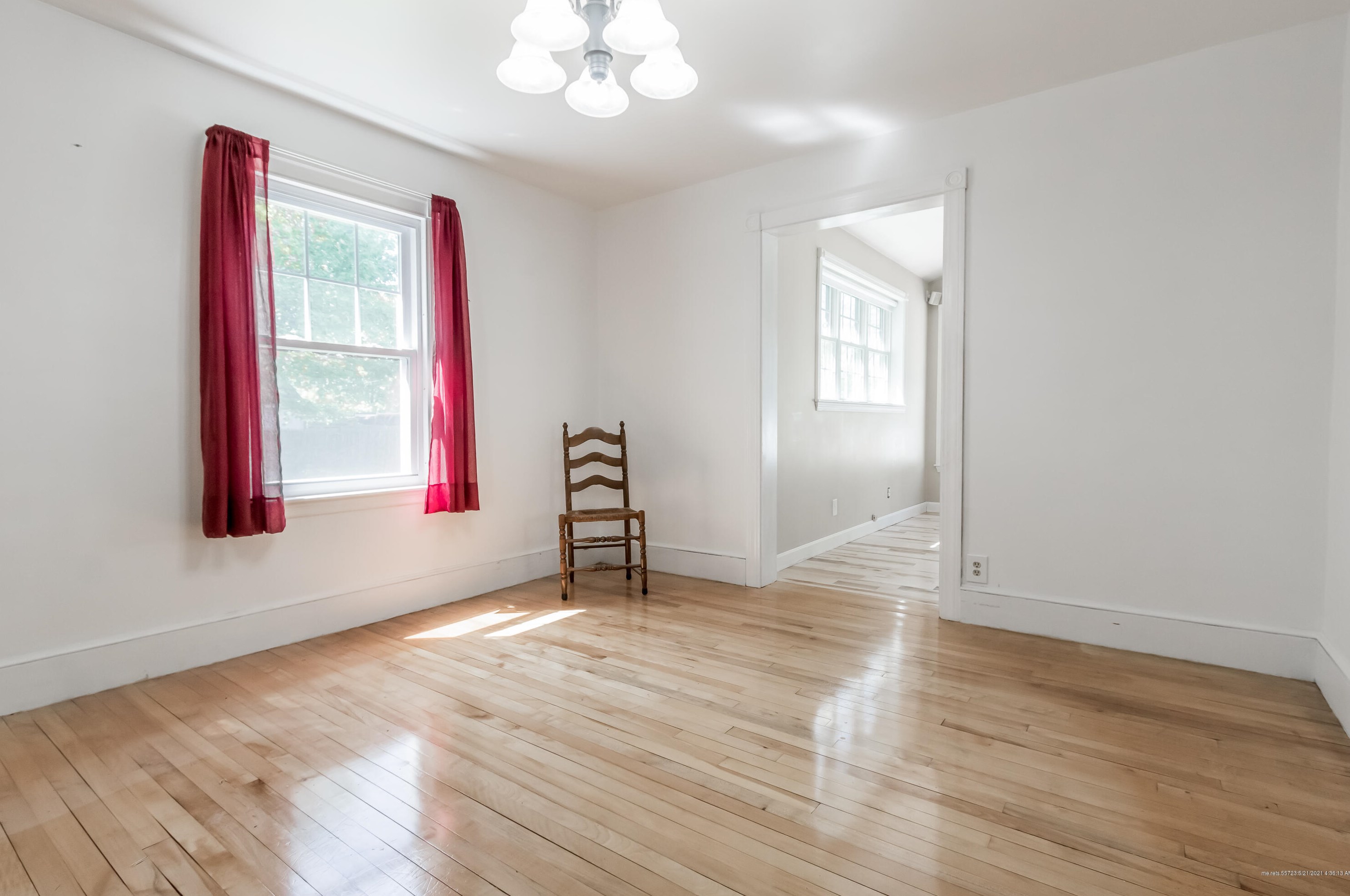 27 Middle St, Westbrook ME  04092-3346 exterior