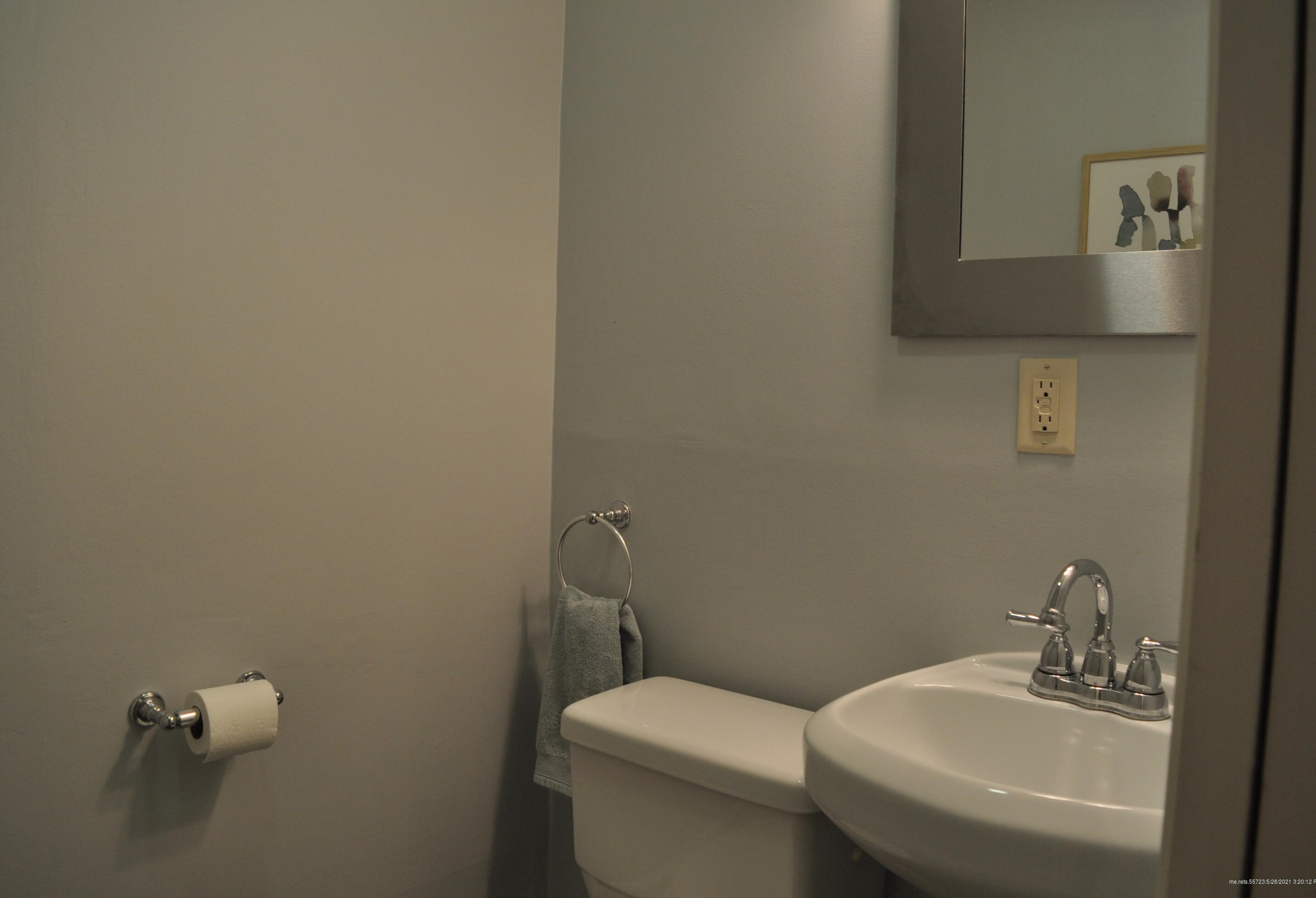 14 Ledge Rd, Portland ME  04110-1107 exterior