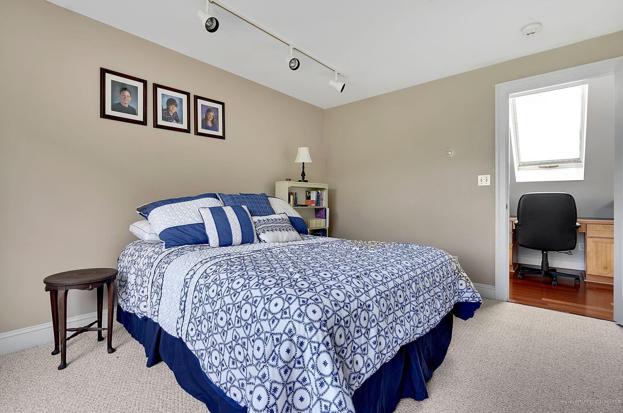 8 Victoria Ln, Portland ME  04105-2541 exterior