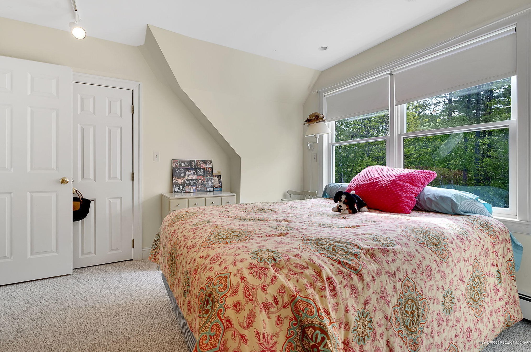 8 Victoria Ln, Portland ME  04105-2541 exterior