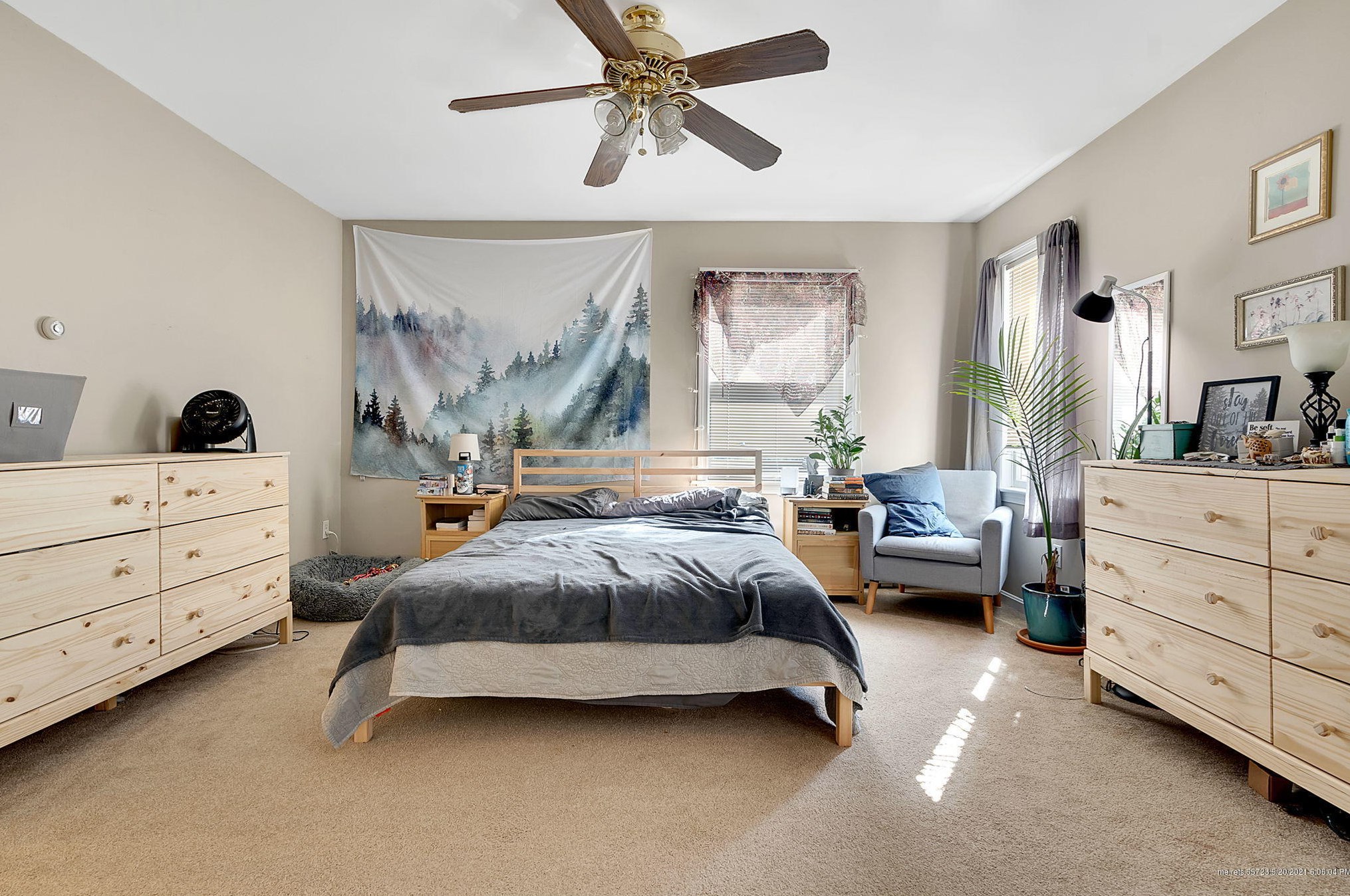 8 Victoria Ln, Portland ME  04105-2541 exterior