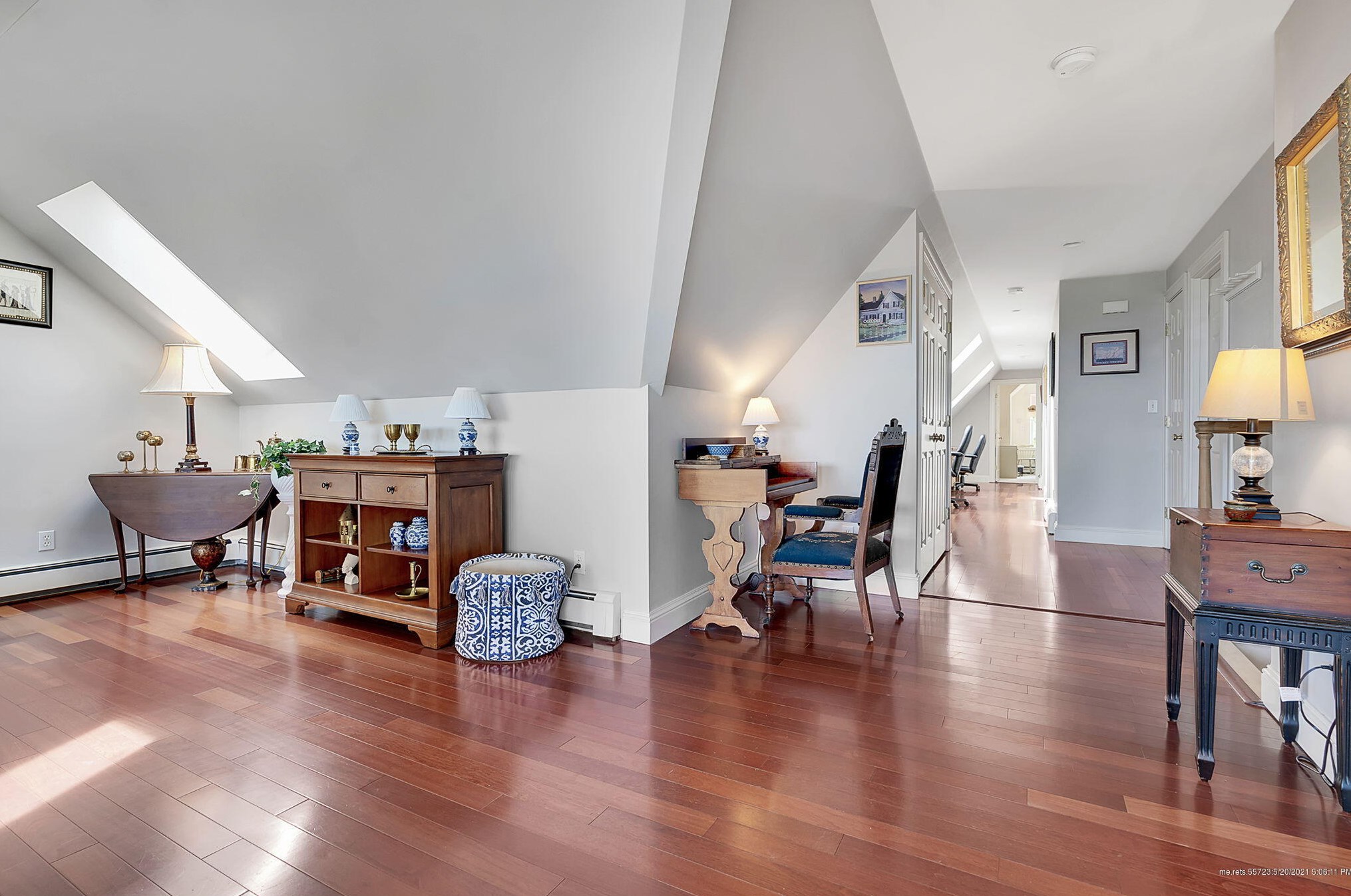 8 Victoria Ln, Portland ME  04105-2541 exterior