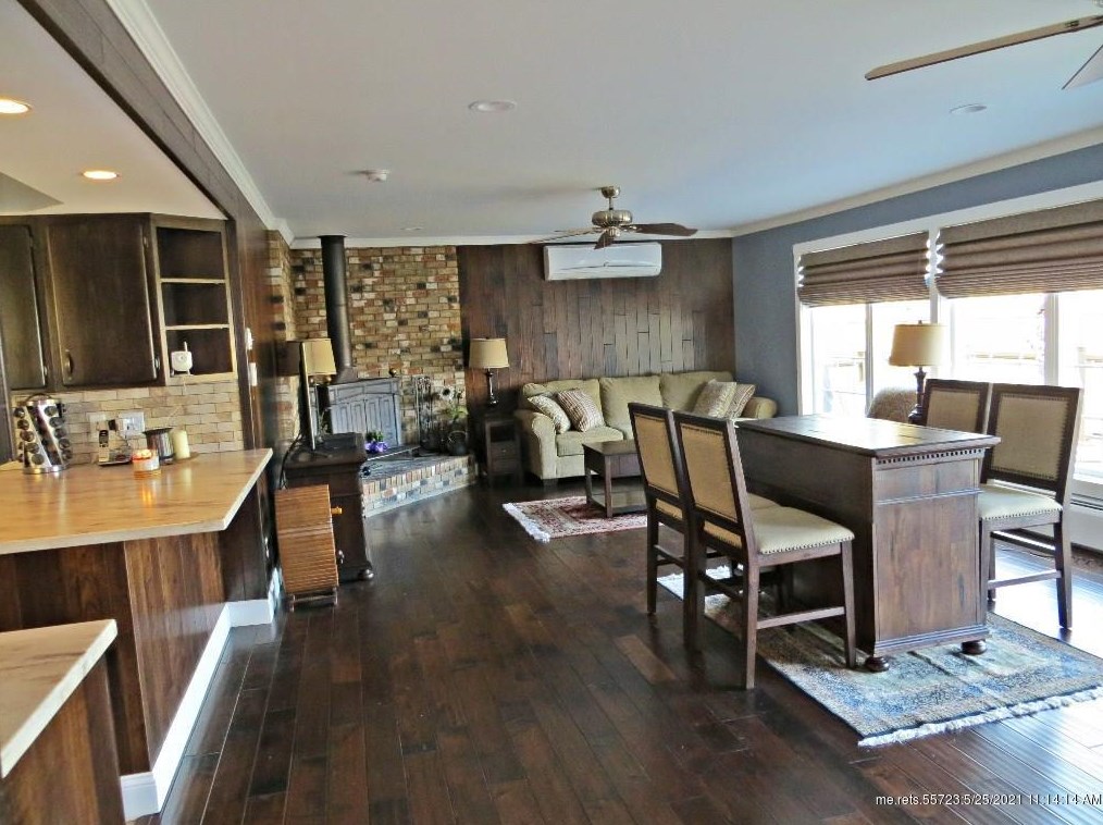 248 Pleasant St, Fort Kent ME  04743-1504 exterior