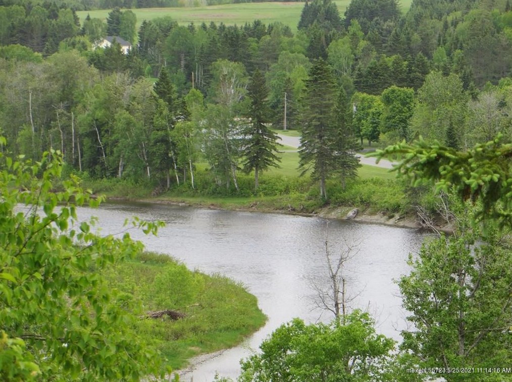 248 Pleasant St, Fort Kent ME  04743-1504 exterior