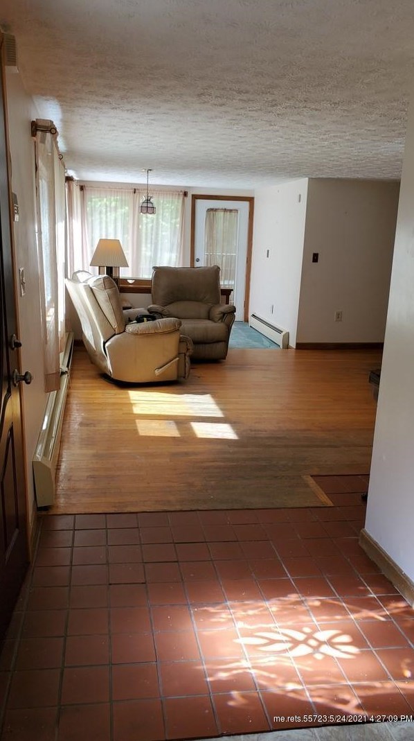 178 Plains Rd, Readfield ME  04355-3121 exterior