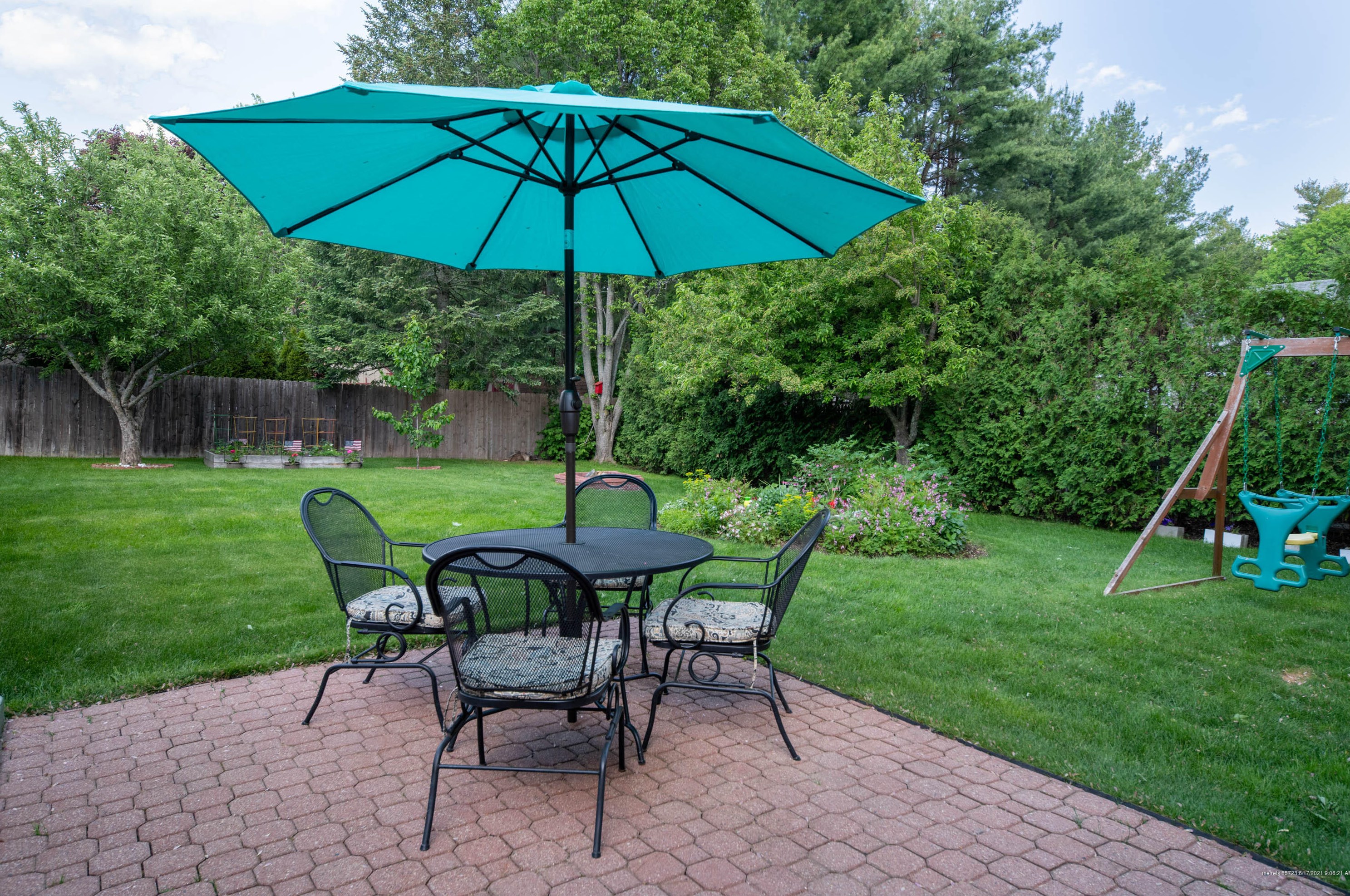 59 Oriole St, Westbrook ME  04092-3813 exterior