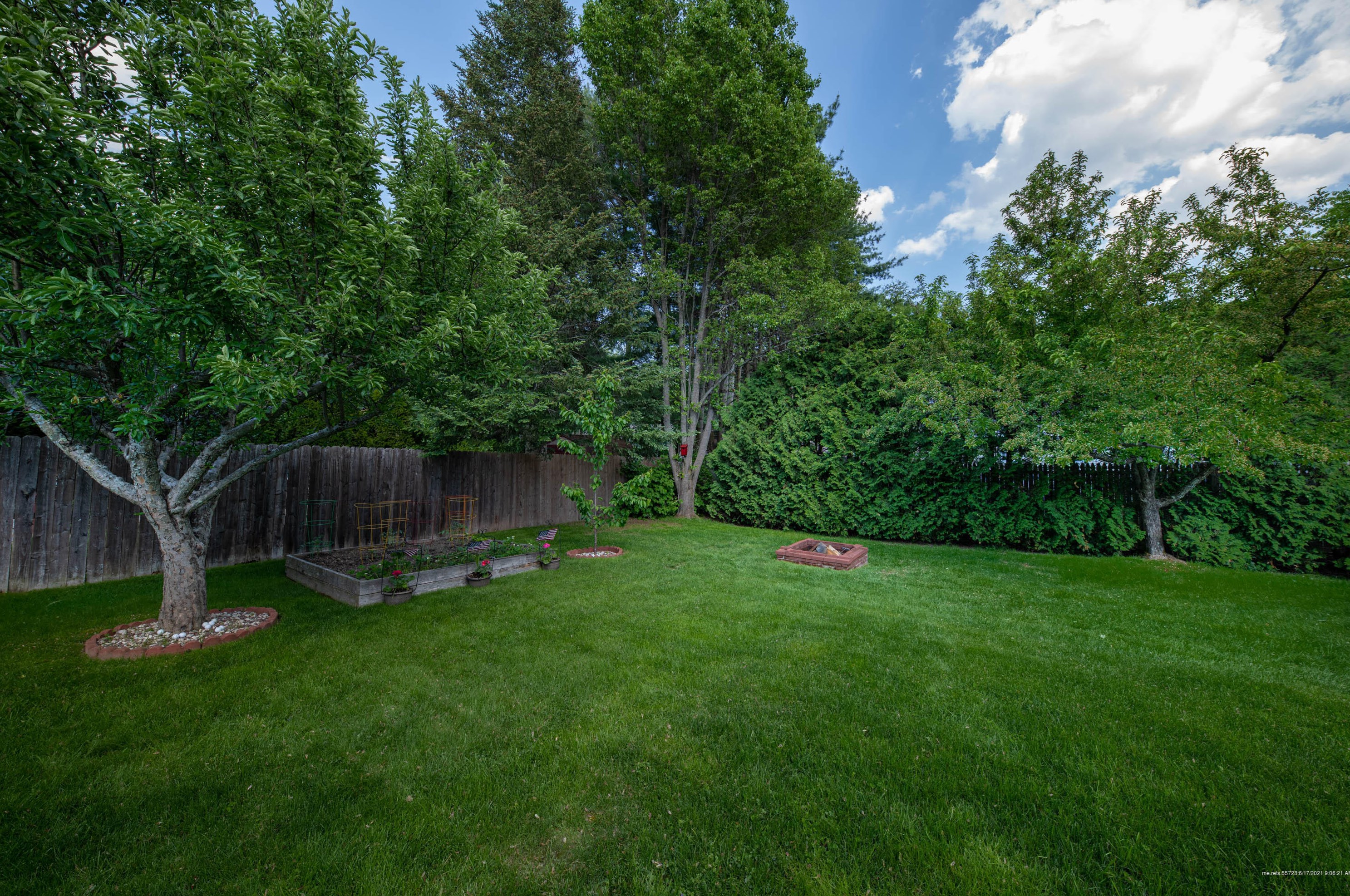 59 Oriole St, Westbrook ME  04092-3813 exterior