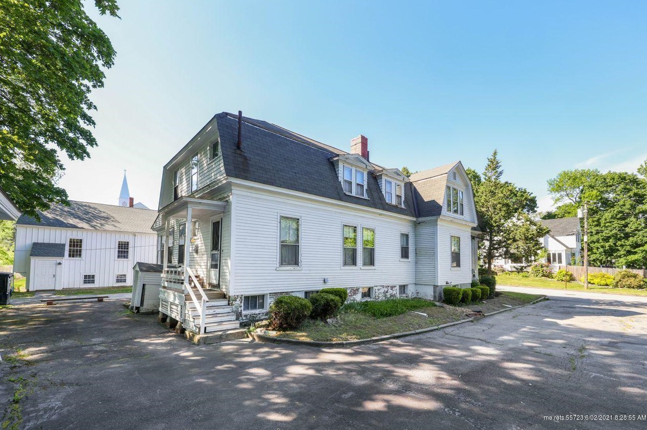 15 Cleveland St, Saco ME  04072-2818 exterior