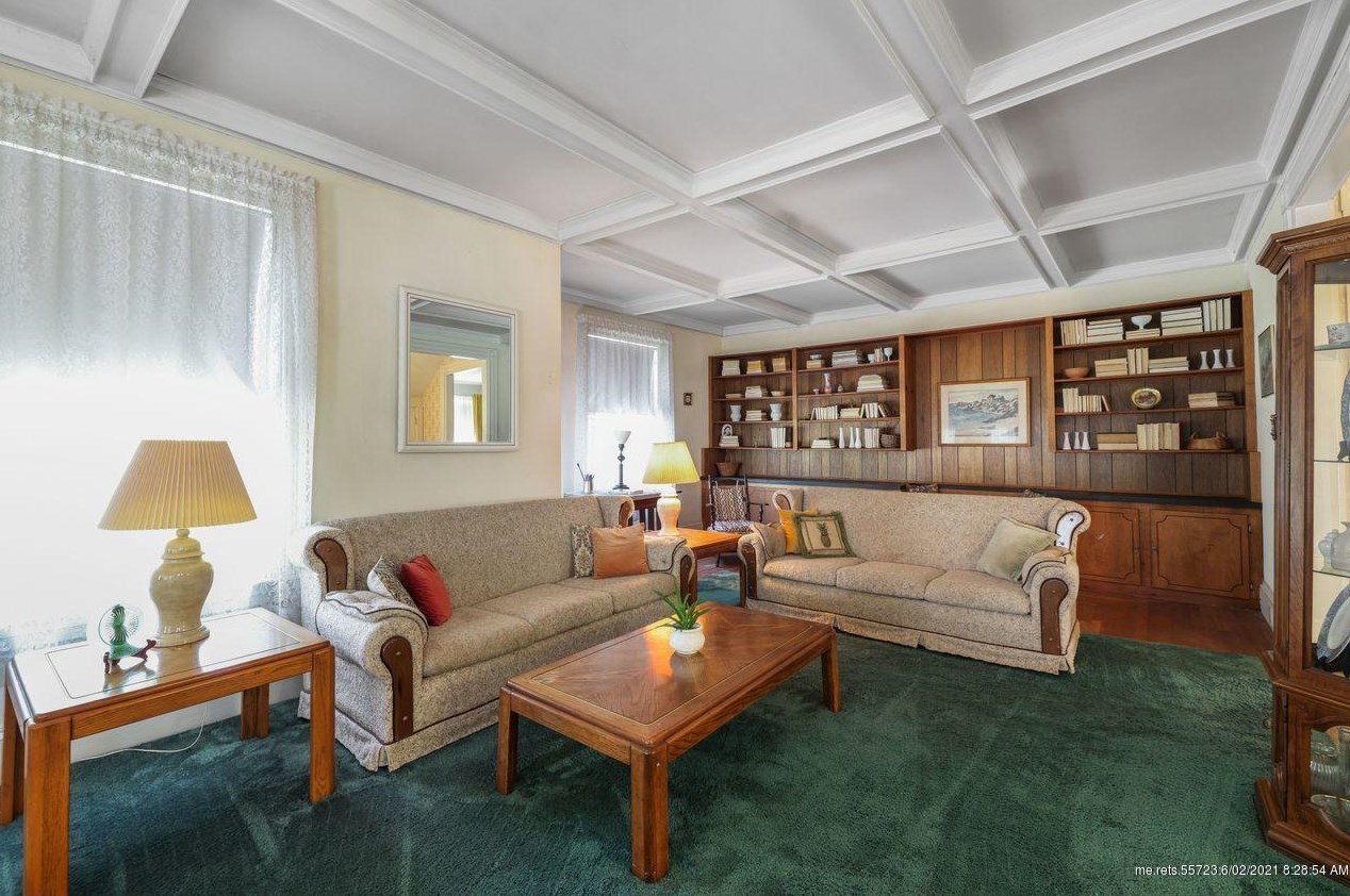 15 Cleveland St, Saco ME  04072-2818 exterior