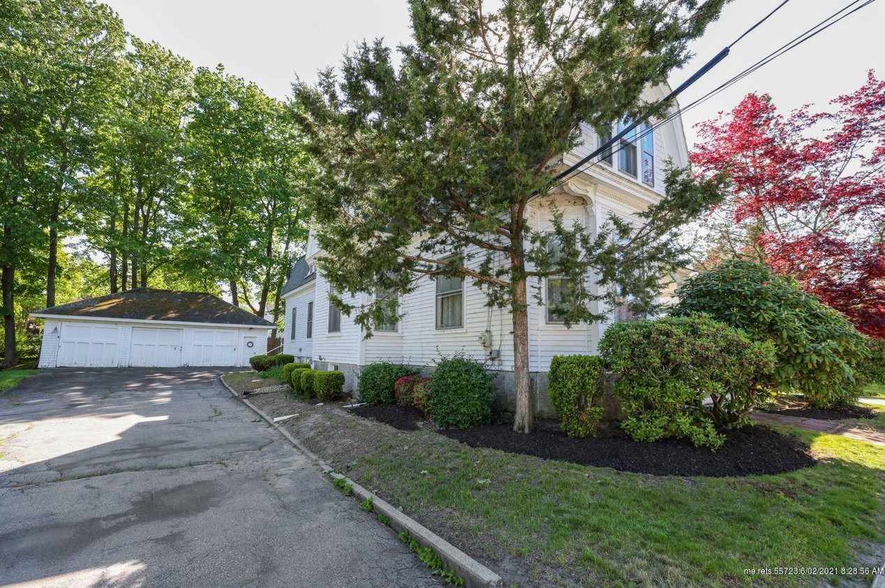 15 Cleveland St, Saco ME  04072-2818 exterior