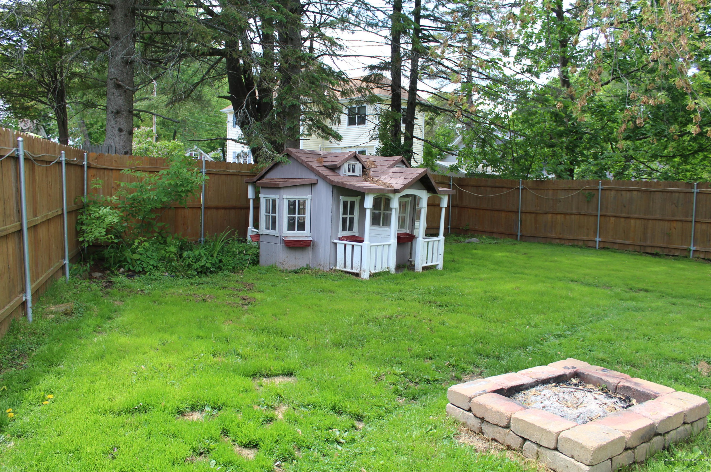 14 Lemist St, Bangor ME  04401-3432 exterior