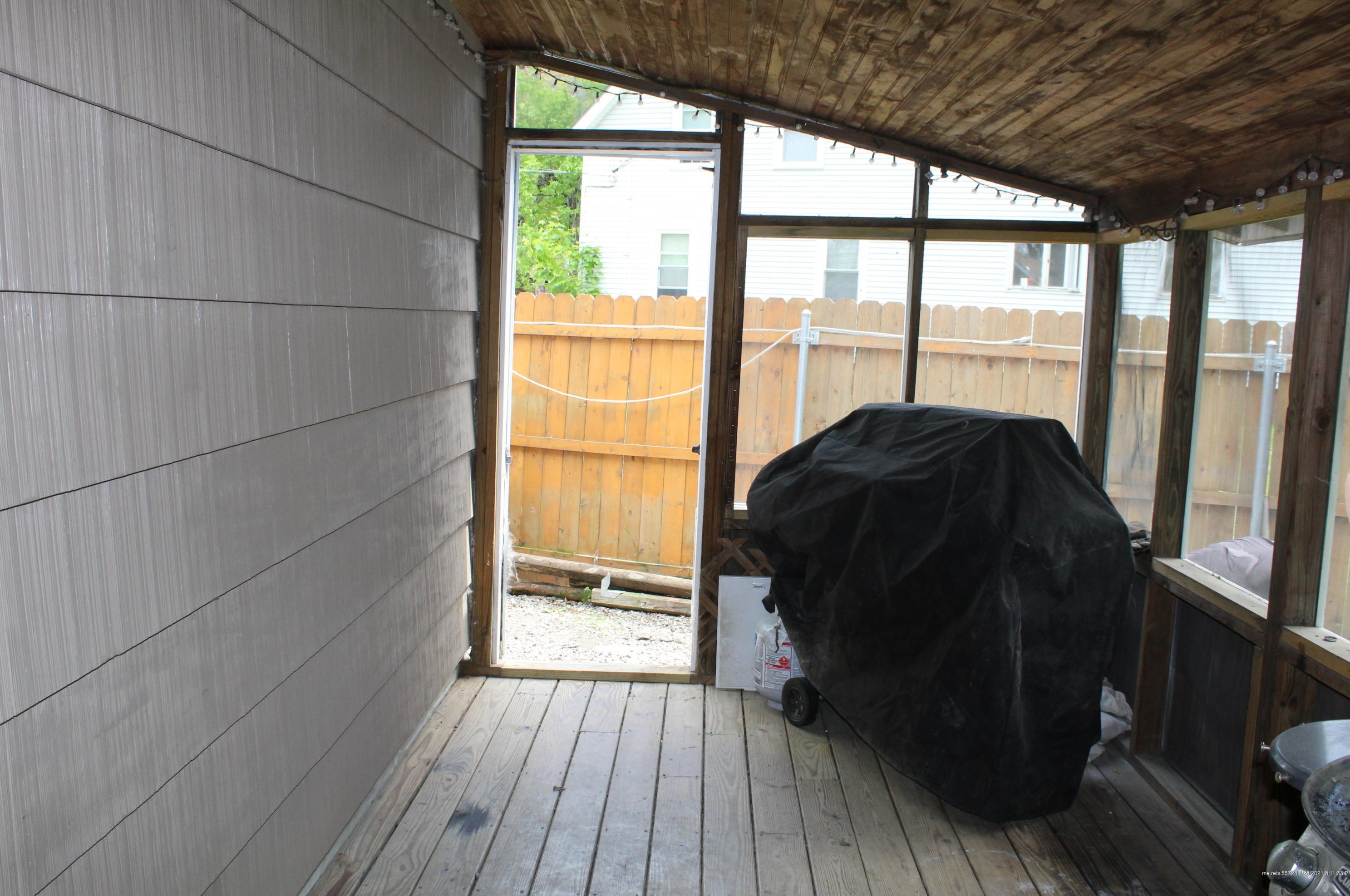 14 Lemist St, Bangor ME  04401-3432 exterior