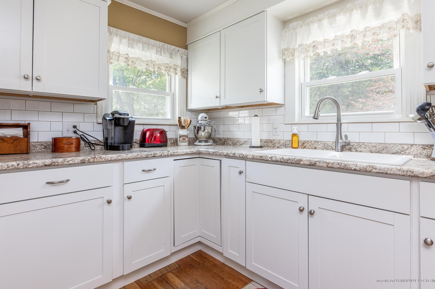 34 Morrill Ave, Gorham ME  04038-1432 exterior