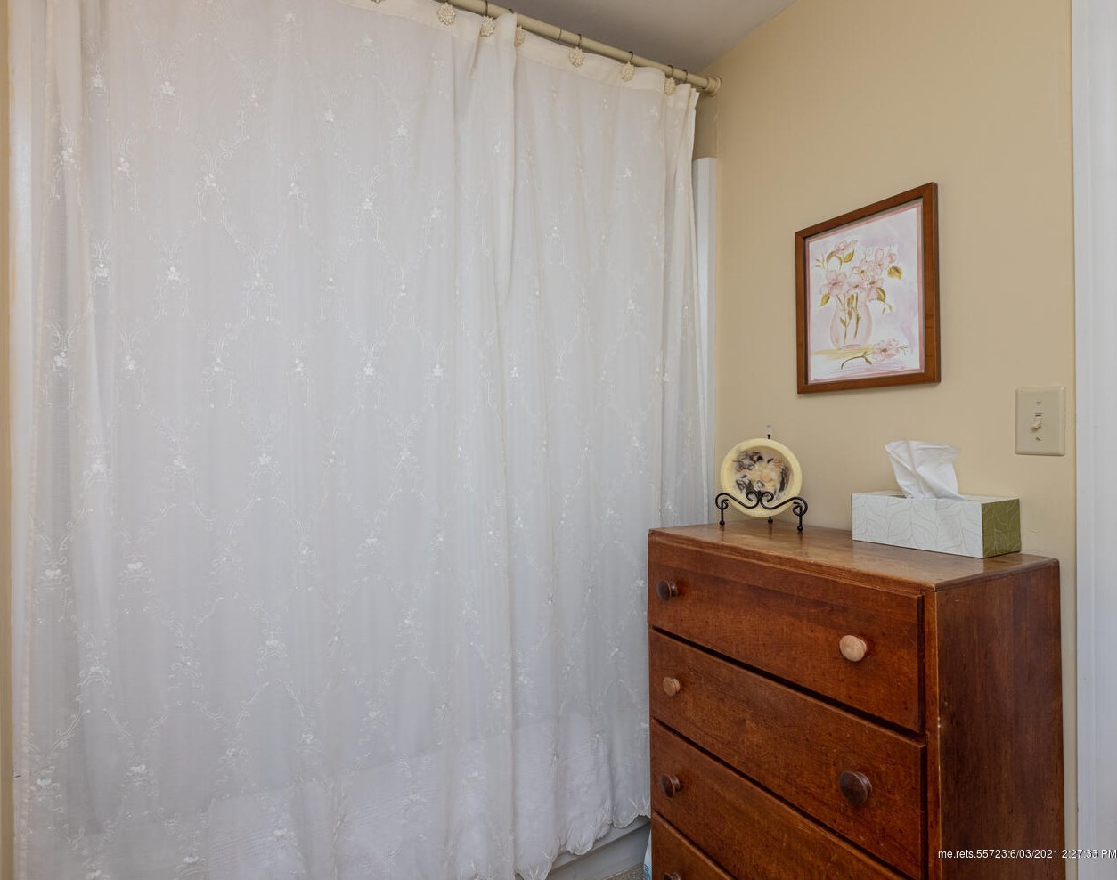 34 Morrill Ave, Gorham ME  04038-1432 exterior