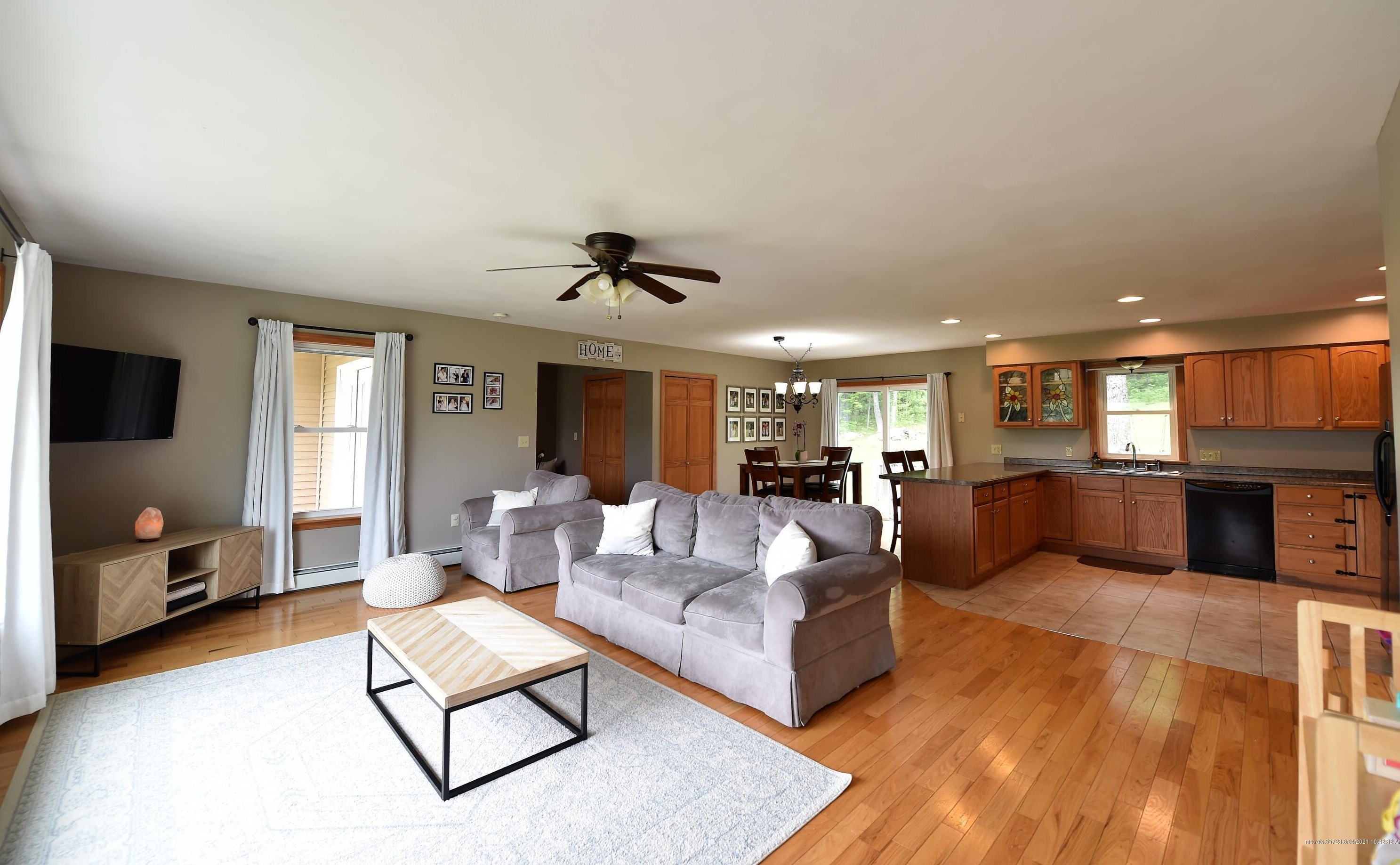 50 Winter St, Lincoln ME  04457-1256 exterior